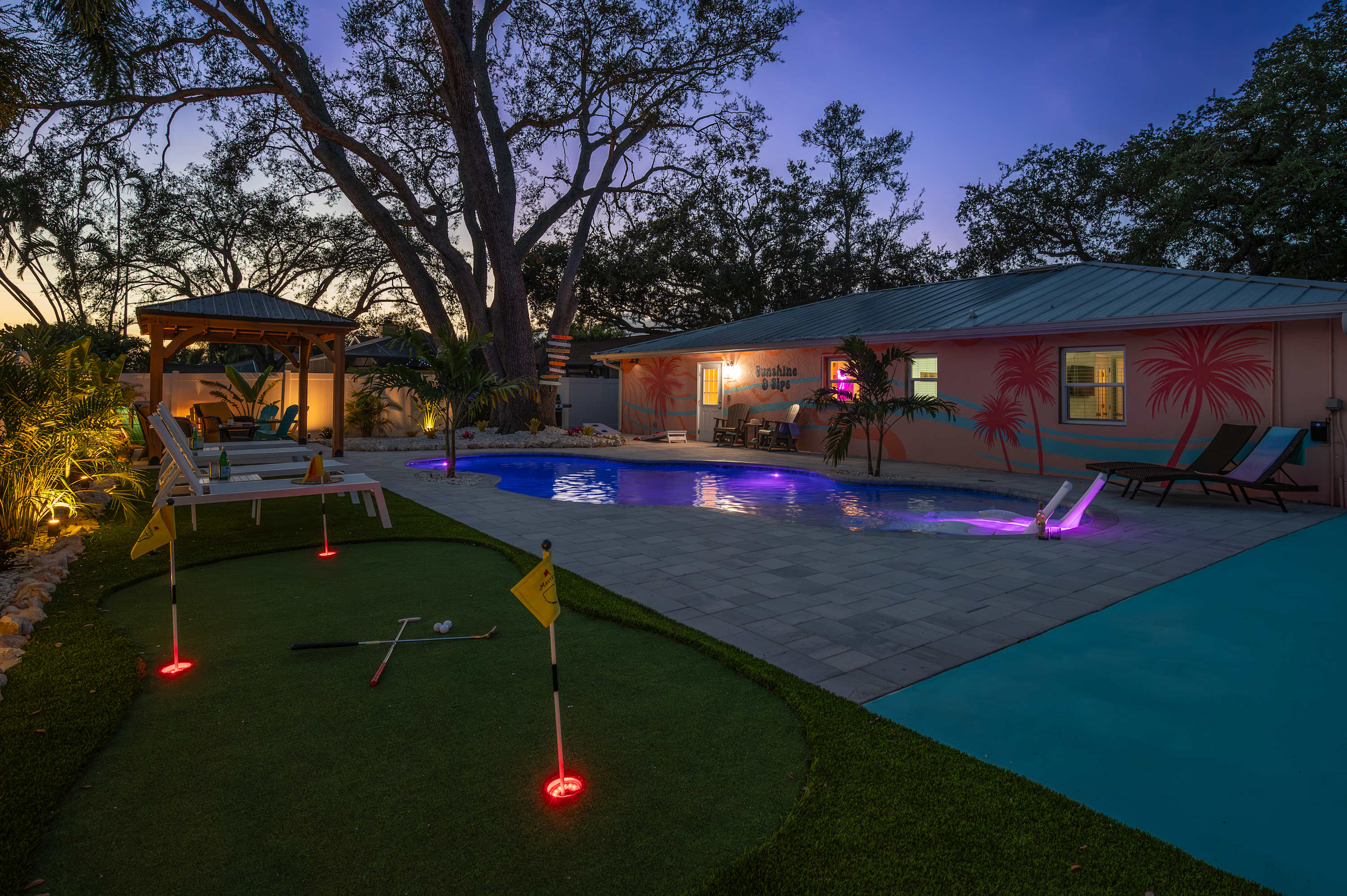 Pool, Putting Green, Sport Court, Gym 3Mi to Beach