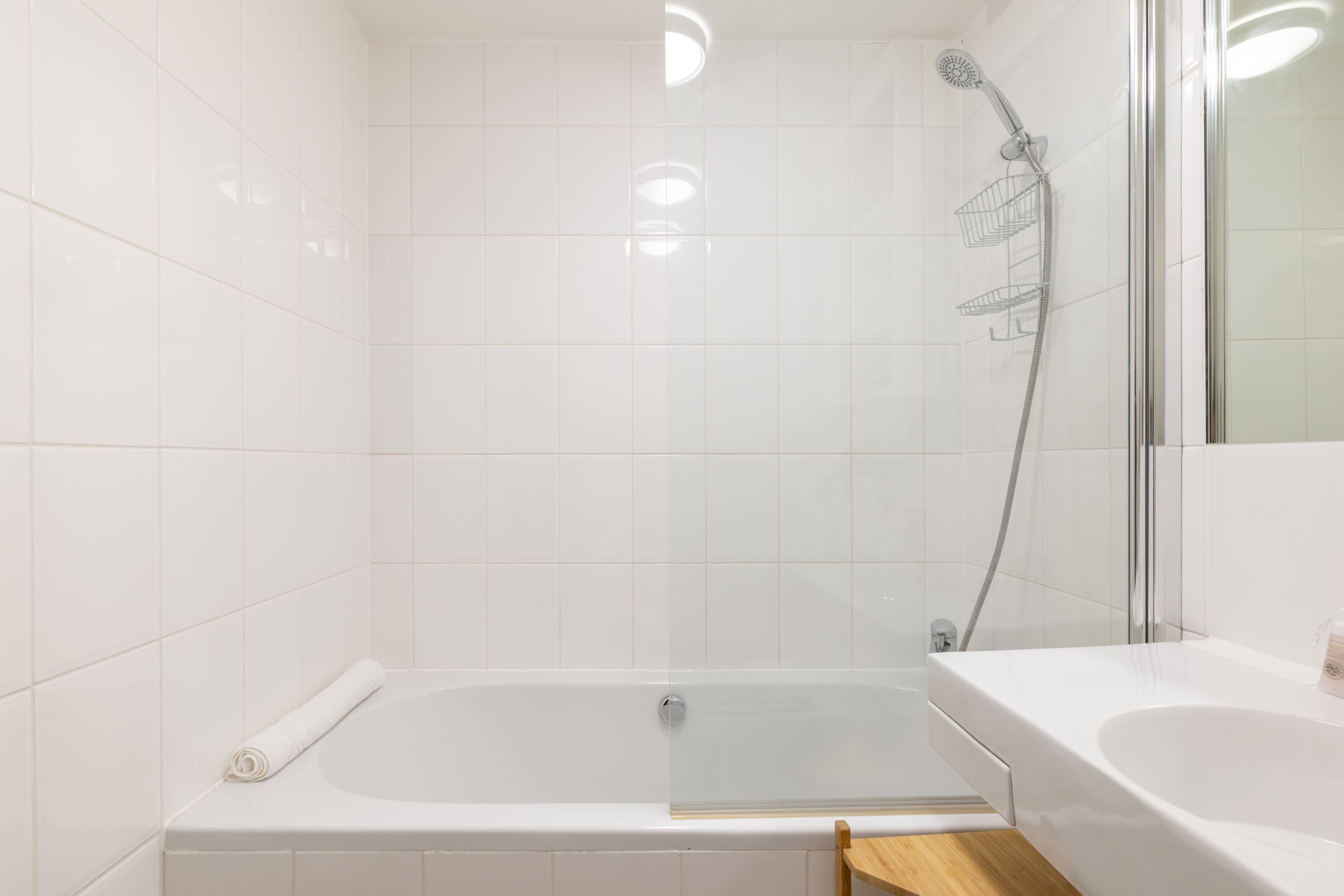 Notting Hill Penthouse Escape in Bevington Road 2-4 W10 5TN - Property image 6 - VivreStays