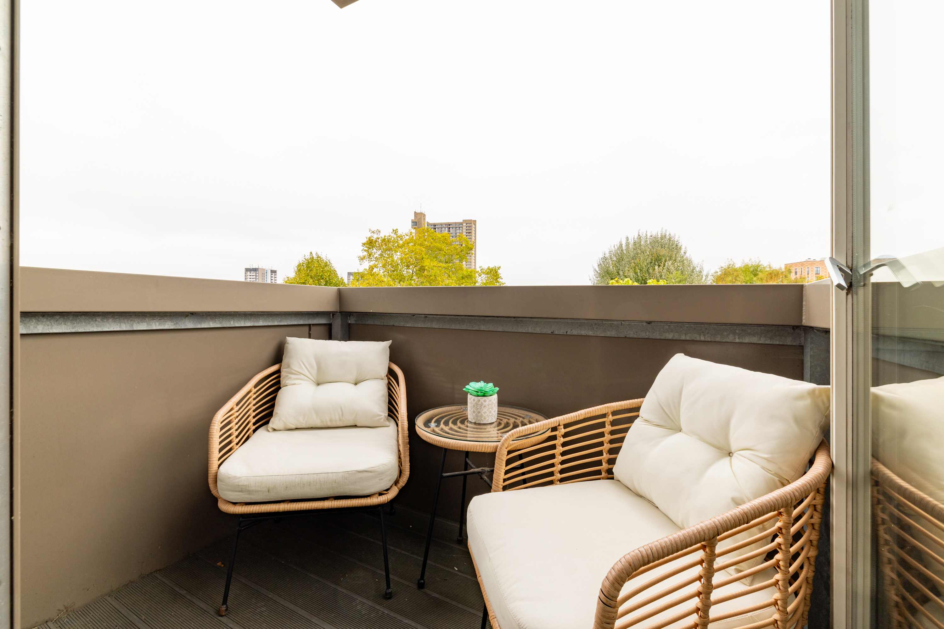 Notting Hill Penthouse Escape in Bevington Road 2-4 W10 5TN - Property image 22 - VivreStays
