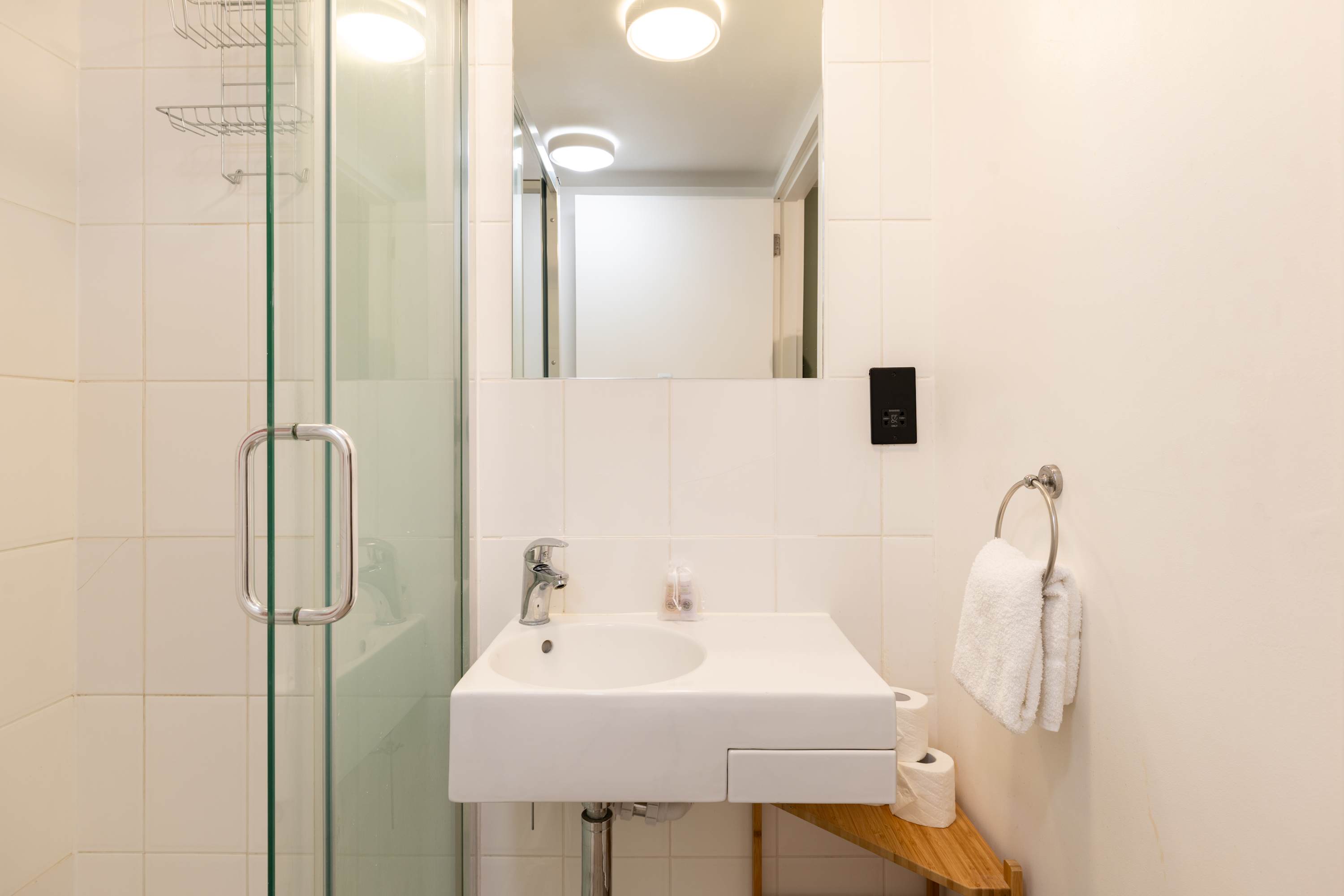 Notting Hill Penthouse Escape in Bevington Road 2-4 W10 5TN - Property image 16 - VivreStays