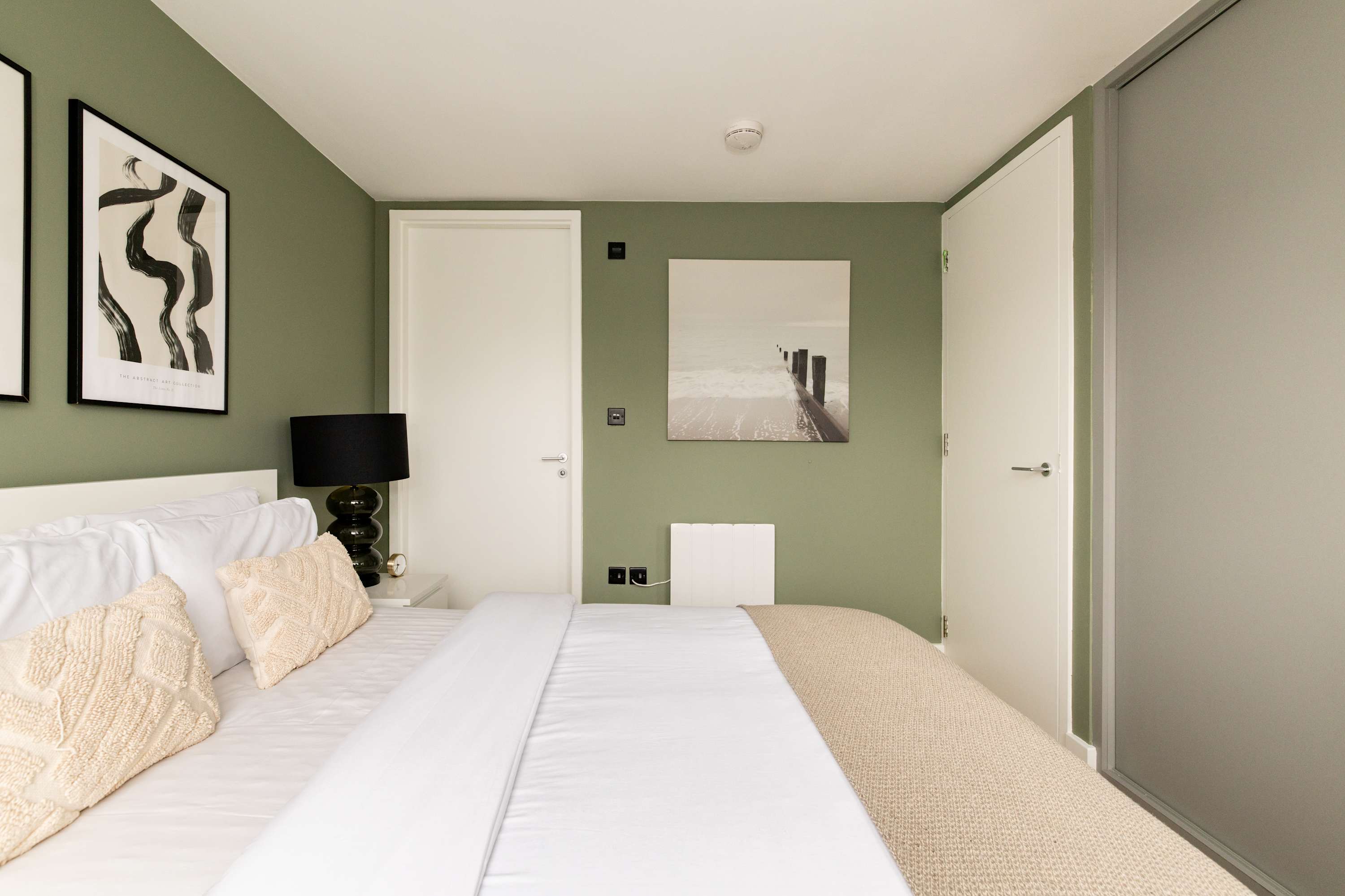 Notting Hill Penthouse Escape in Bevington Road 2-4 W10 5TN - Property image 14 - VivreStays