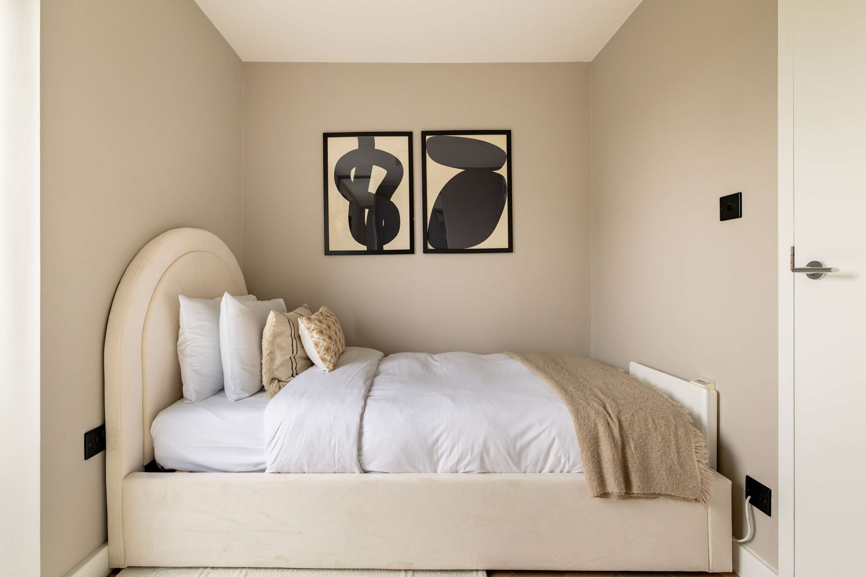 Notting Hill Penthouse Escape in Bevington Road 2-4 W10 5TN - Property image 17 - VivreStays