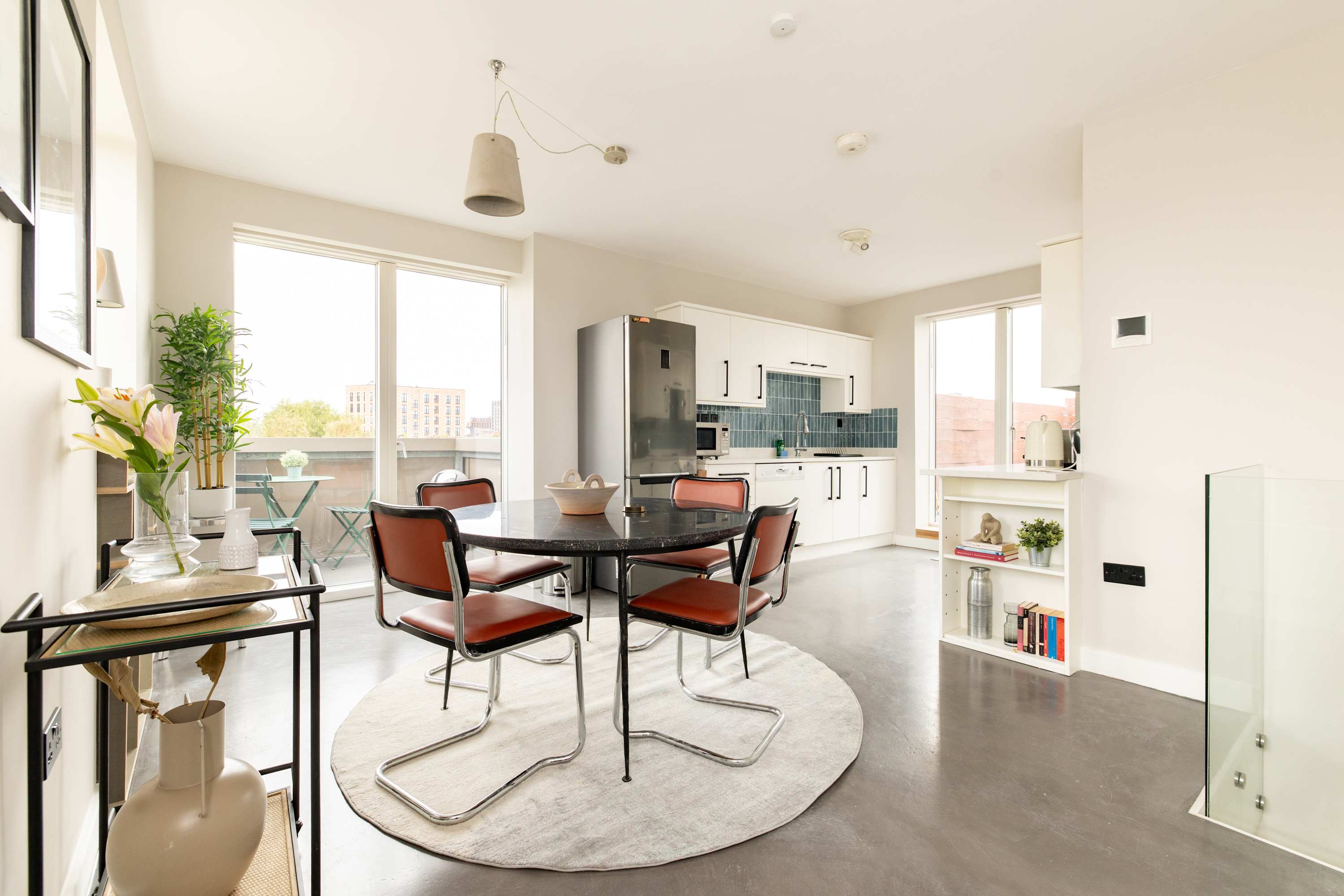 Notting Hill Penthouse Escape in Bevington Road 2-4 W10 5TN - Property image 3 - VivreStays