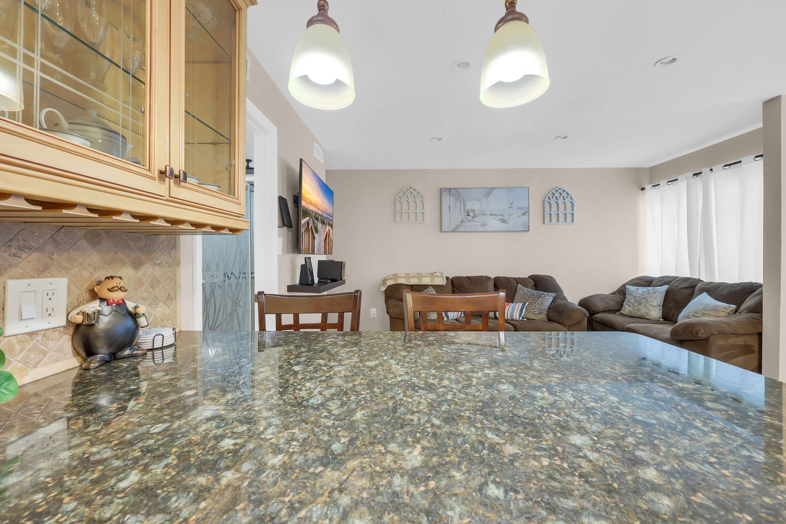 Driftwood Days Pet Friendly Beach Home