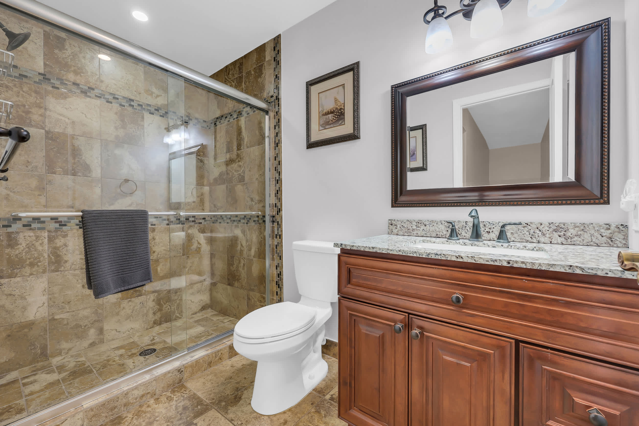 Driftwood Days Pet Friendly Beach Home