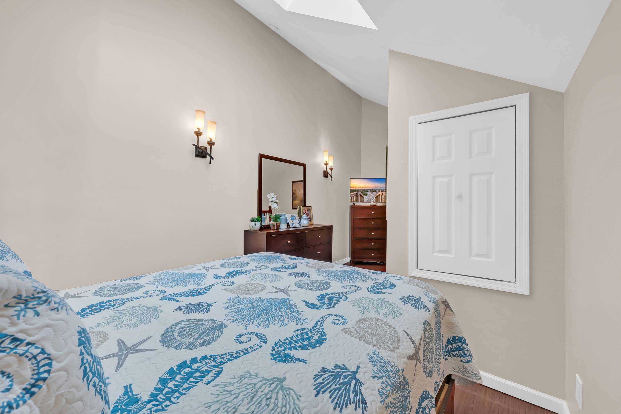 Driftwood Days Pet Friendly Beach Home