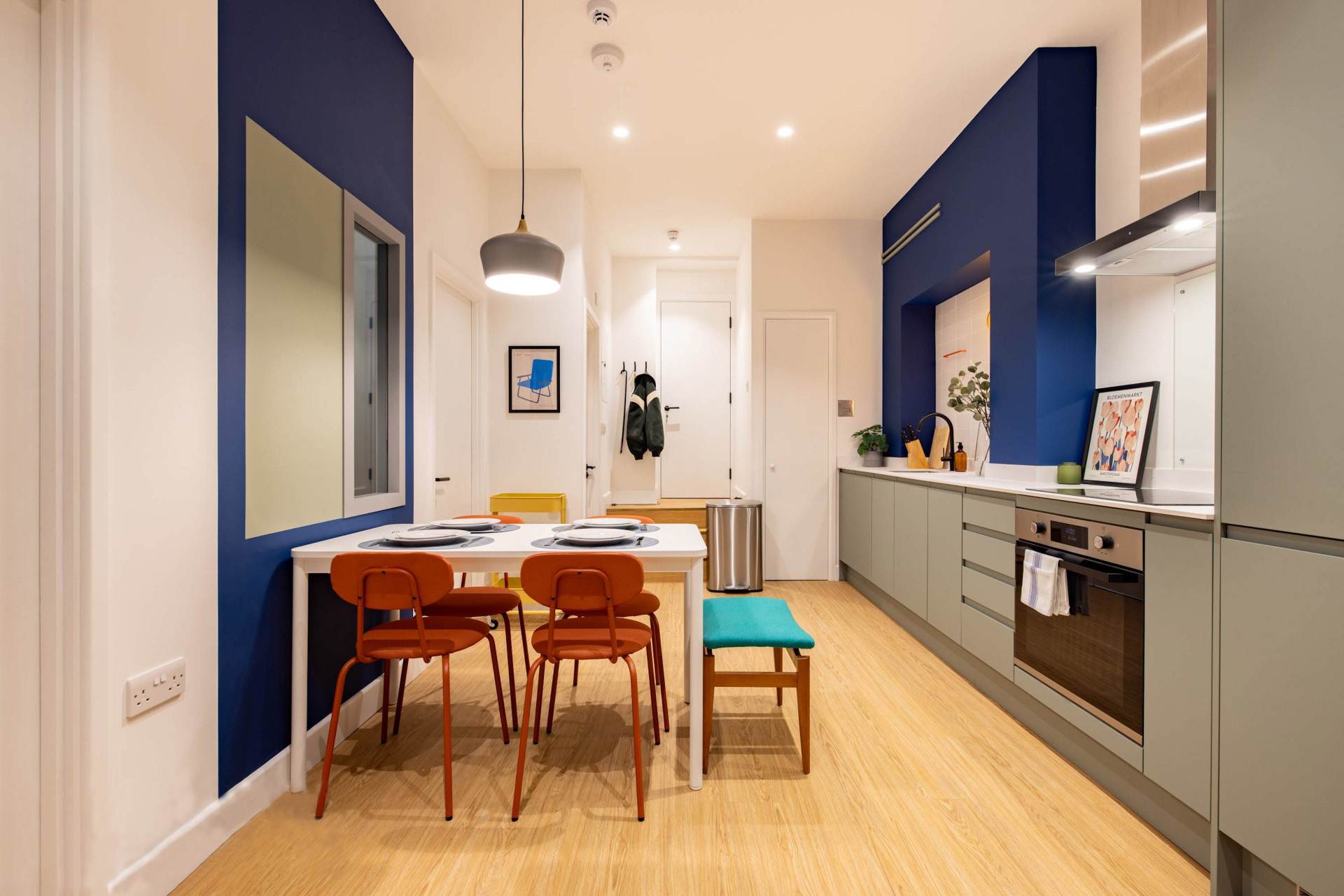 Modern 2BR Angel Flat | Walk to Tube | Sleeps 4