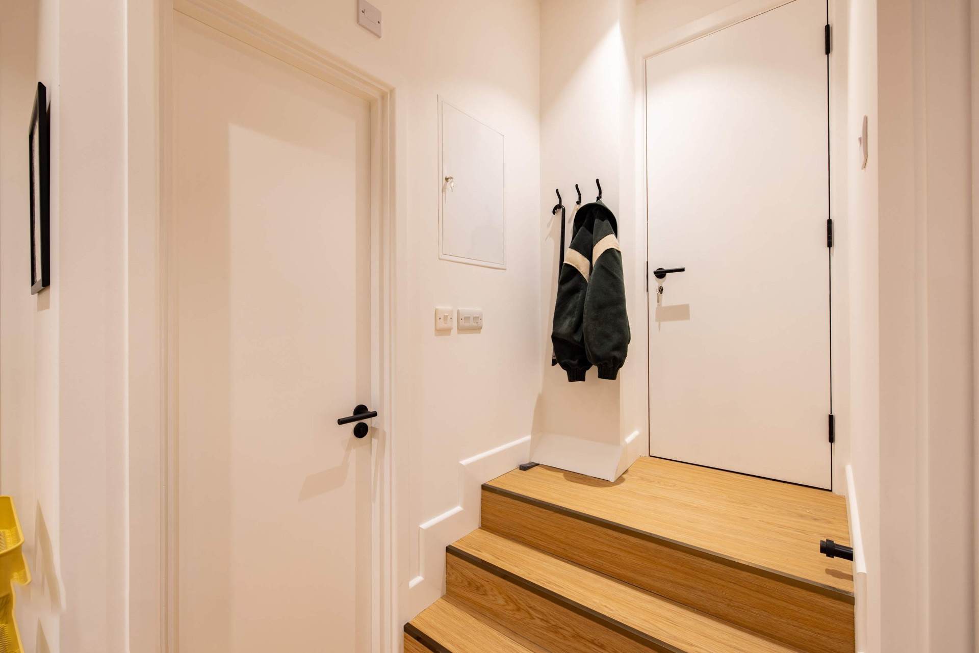 Modern 2BR Angel Flat | Walk to Tube | Sleeps 4