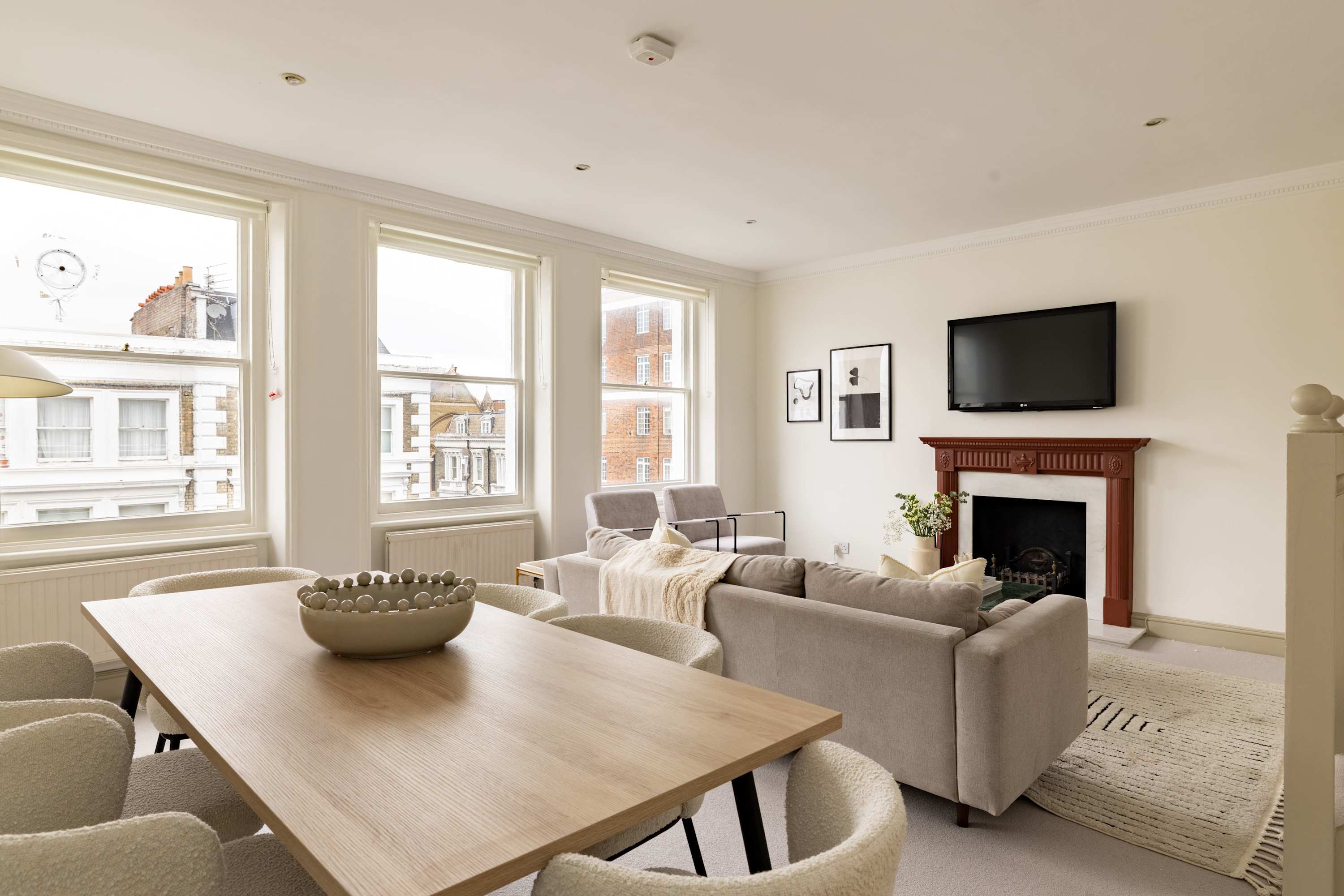 Stylish West Kensington Duplex in Charleville Road 17 W14 9JJ - Property image 13 - VivreStays