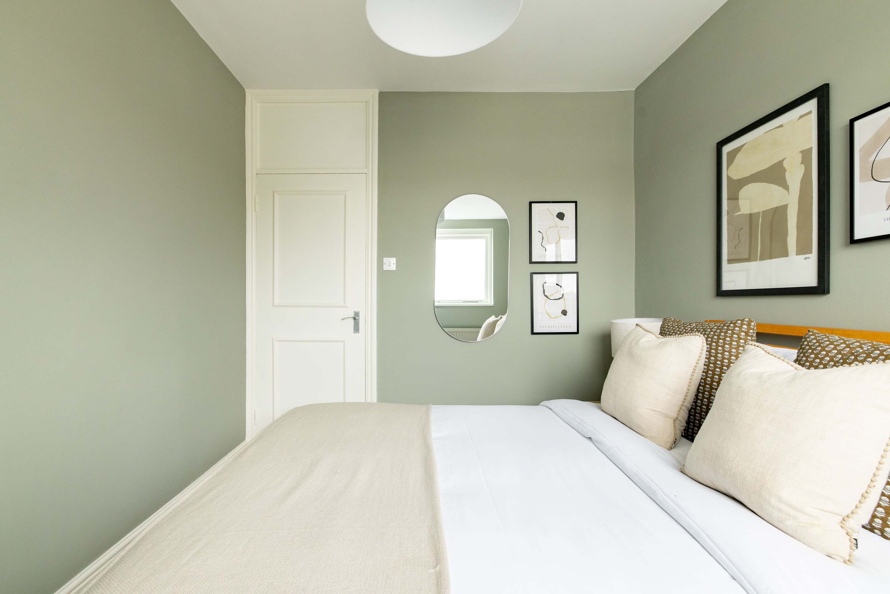 Stylish West Kensington Duplex in Charleville Road 17 W14 9JJ - Property image 22 - VivreStays