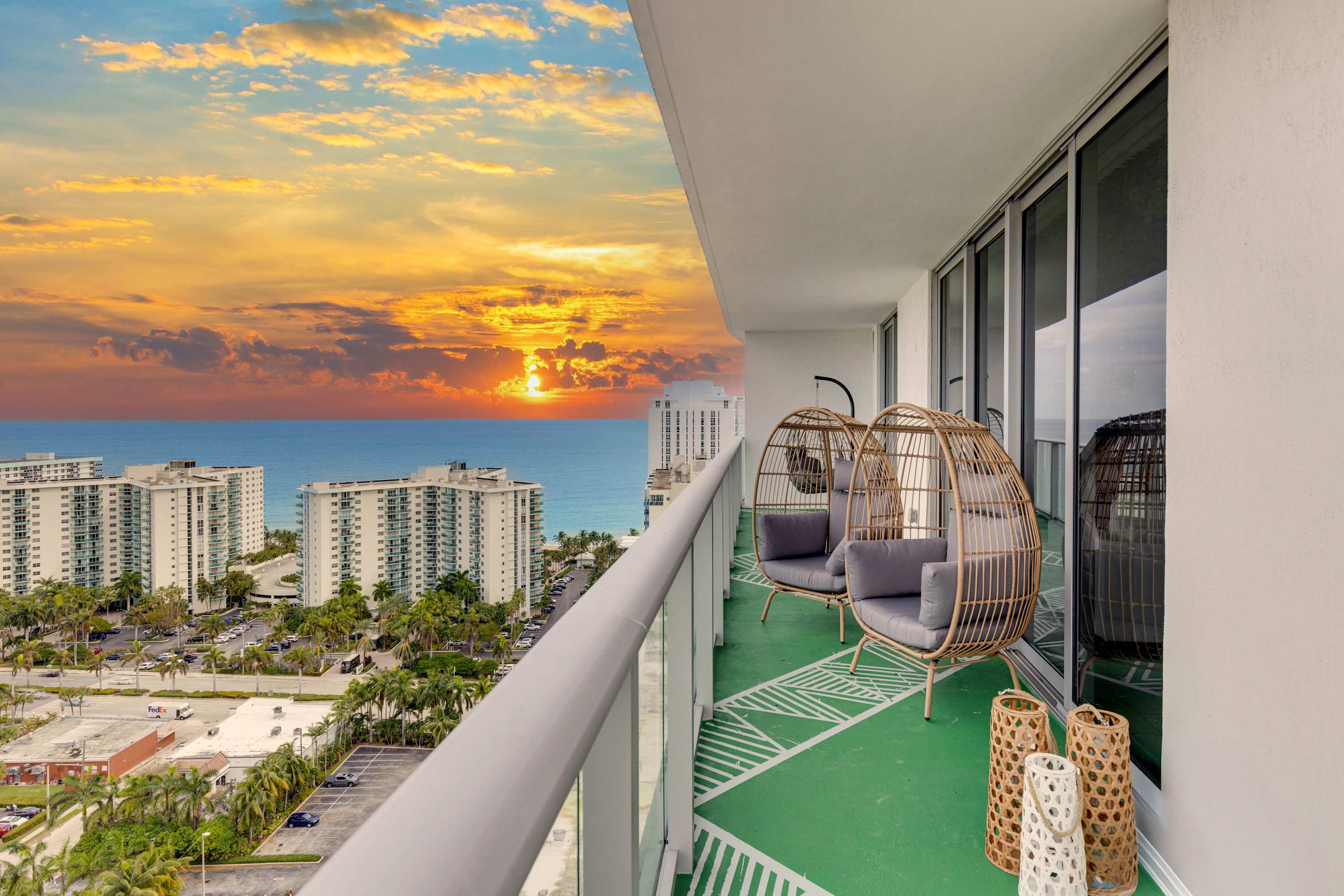 Escape Above It All: 2BR w/ Pool & Views