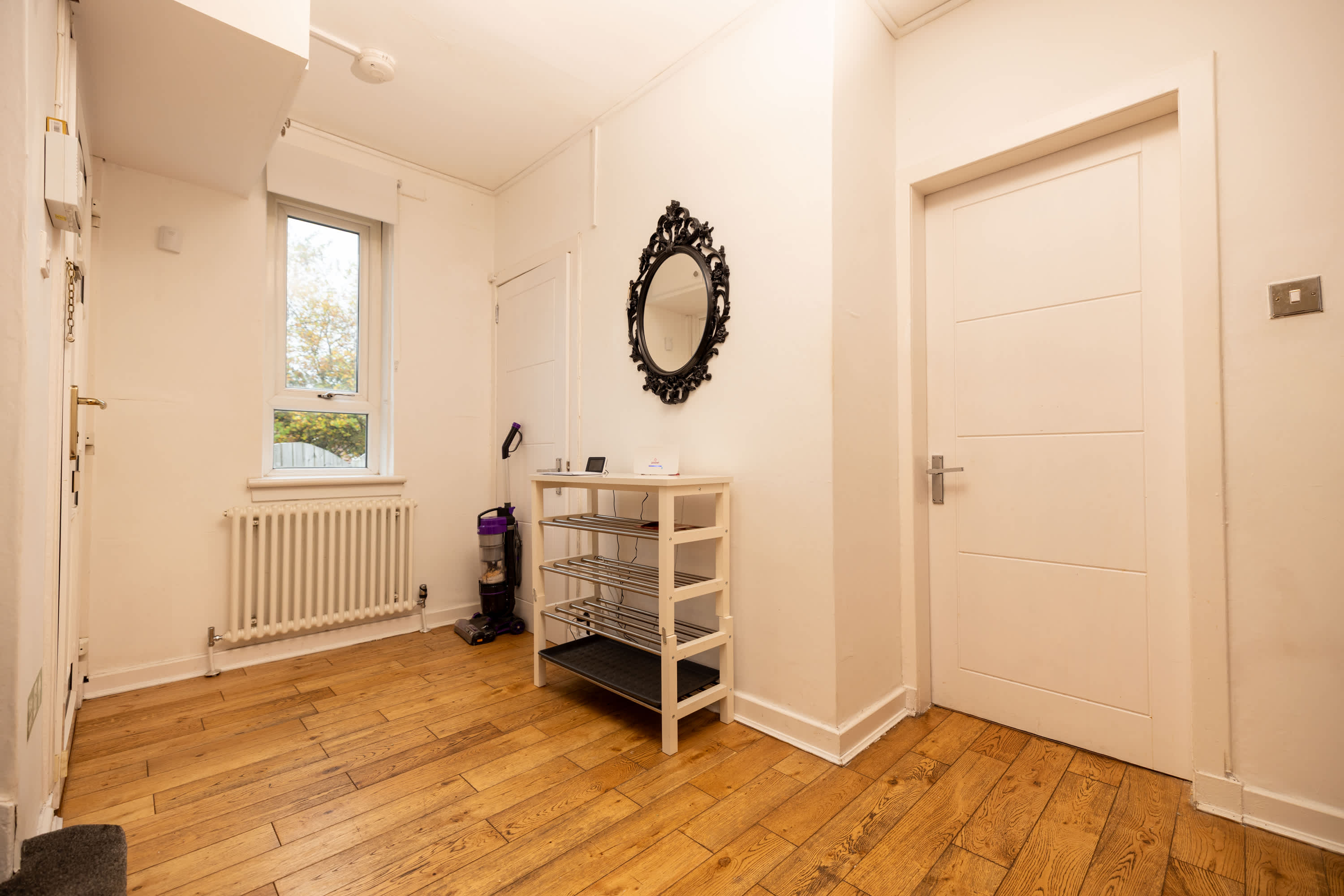 Knightswood in Anniesland Road 778 G14 0YD - Property image 16 - VivreStays