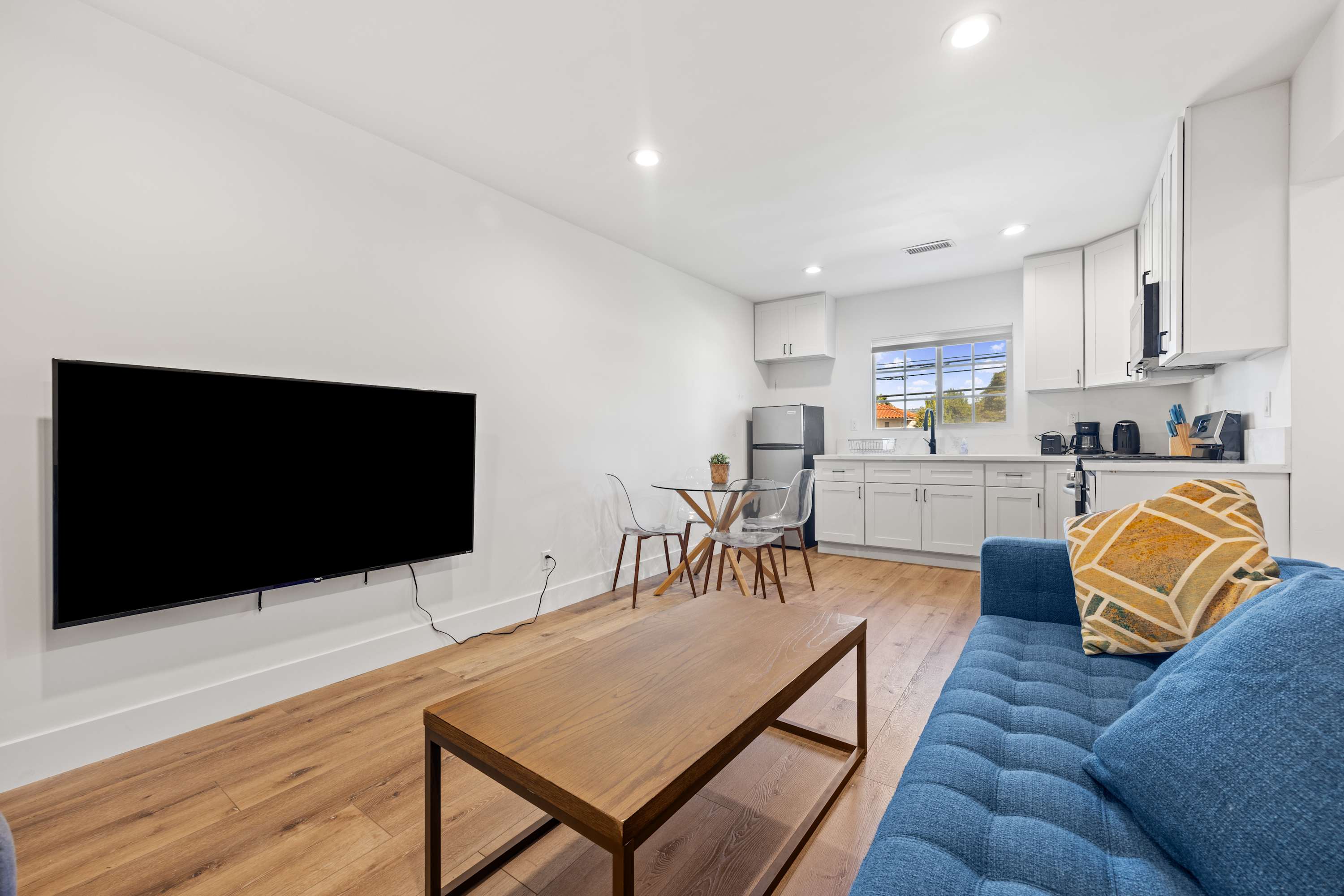 Cozy Newly Remodeled 3-Bedroom Home in LA