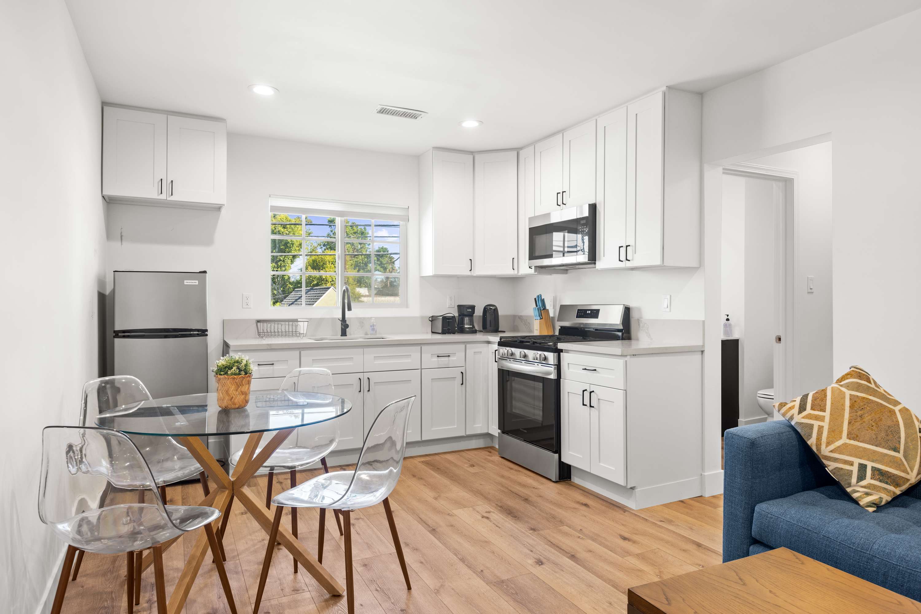 Cozy Newly Remodeled 3-Bedroom Home in LA