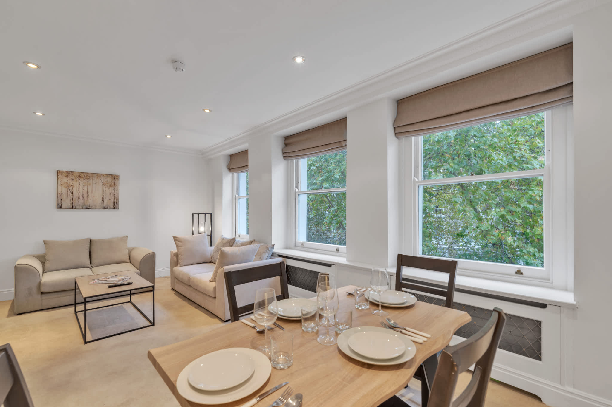 View Charming 2-Bedroom Apartment in Knightsbridge in Beaufort Gardens SW3 1QQ Charming 2-Bedroom Apartment in Knightsbridge in Beaufort Gardens SW3 1QQ - Property image 13 - VivreStays