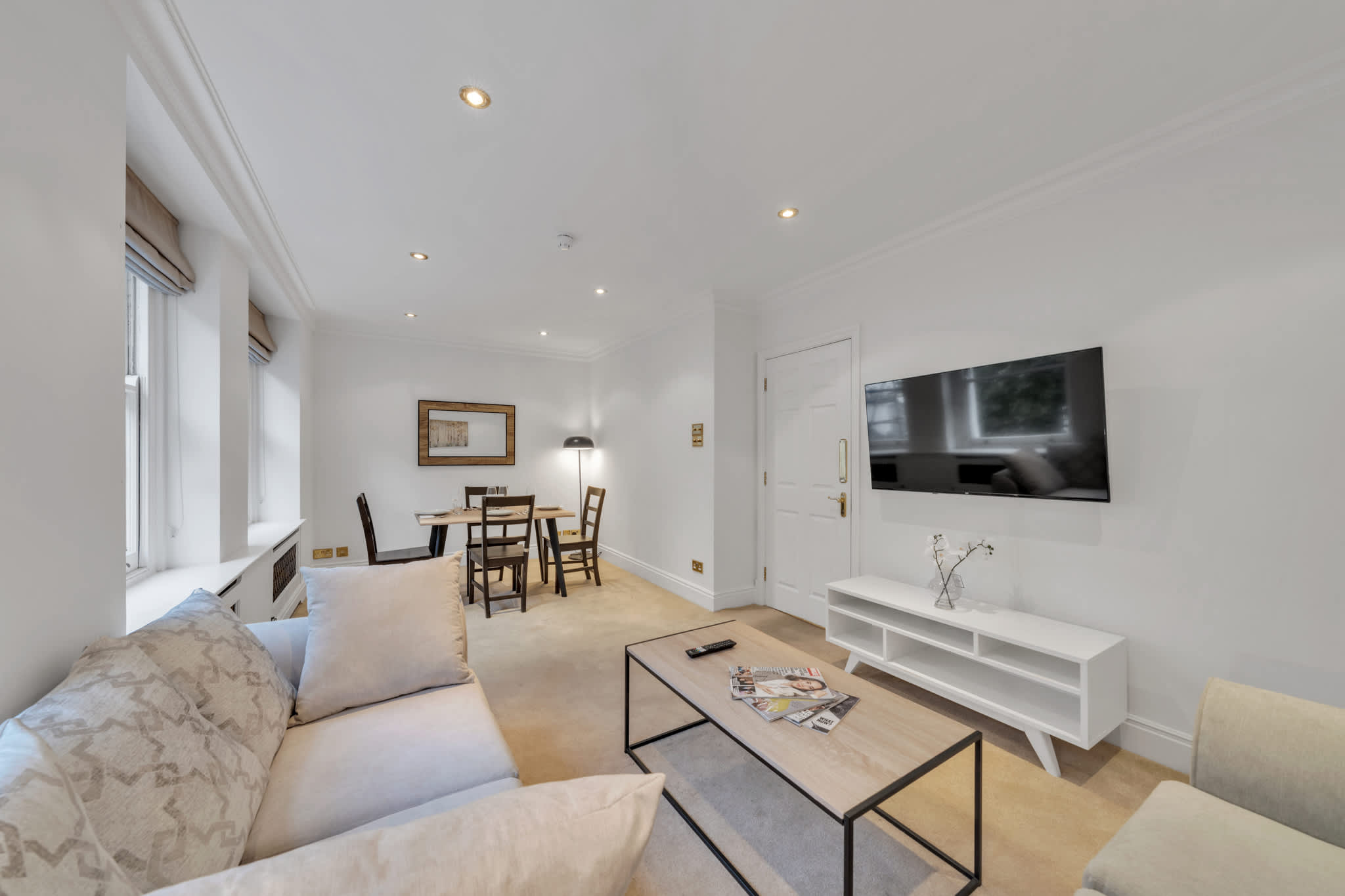 View Charming 2-Bedroom Apartment in Knightsbridge in Beaufort Gardens SW3 1QQ Charming 2-Bedroom Apartment in Knightsbridge in Beaufort Gardens SW3 1QQ - Property image 15 - VivreStays