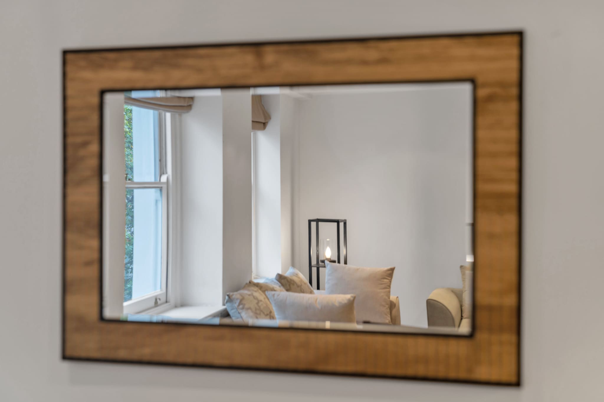 View Charming 2-Bedroom Apartment in Knightsbridge in Beaufort Gardens SW3 1QQ Charming 2-Bedroom Apartment in Knightsbridge in Beaufort Gardens SW3 1QQ - Property image 18 - VivreStays