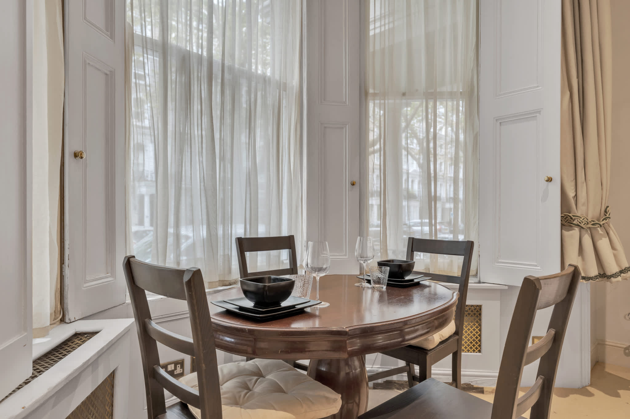 Modern Studio in Knightsbridge, Greater London in Beaufort Gardens SW3 - Property image 6 - VivreStays