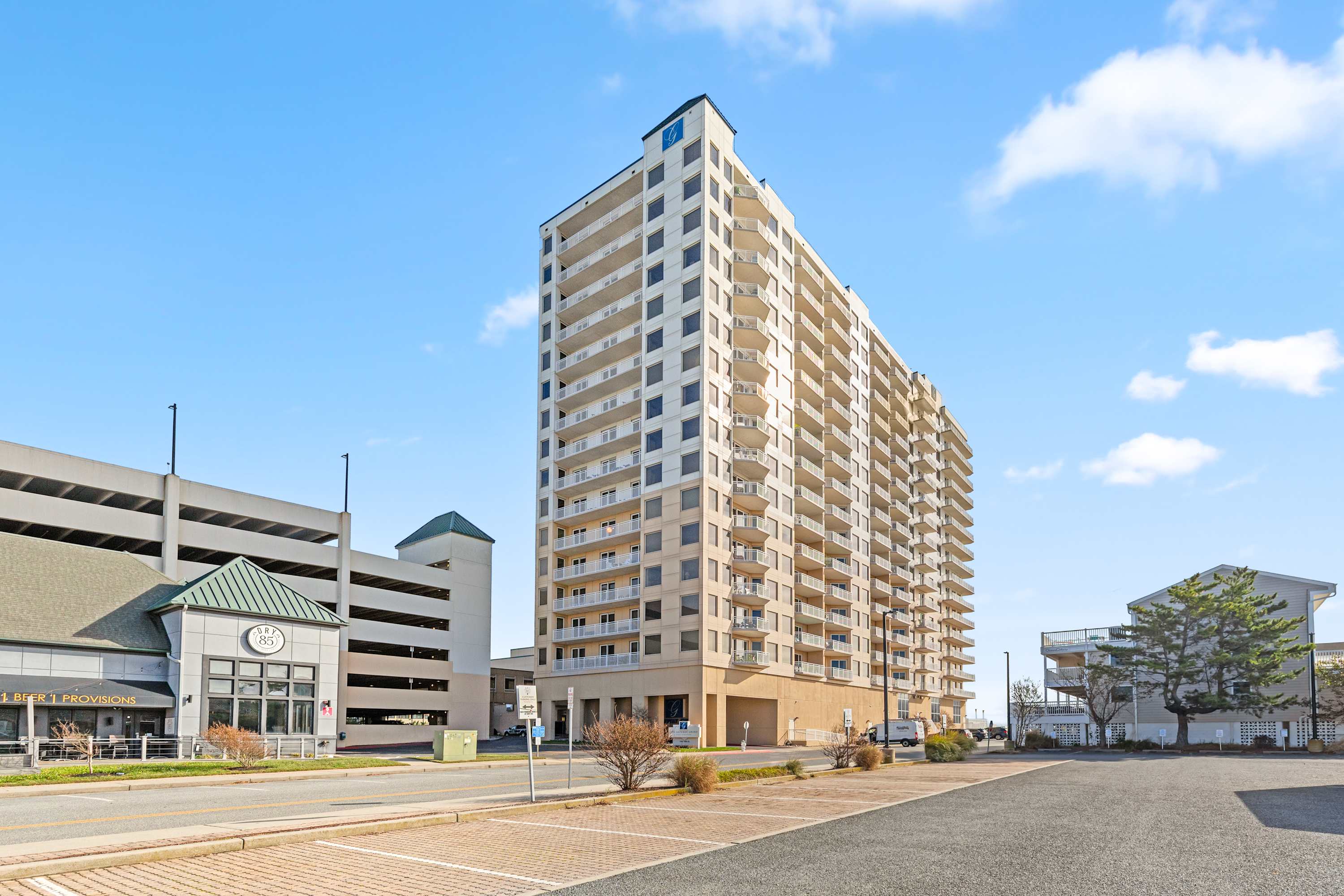 Gateway Grand 612