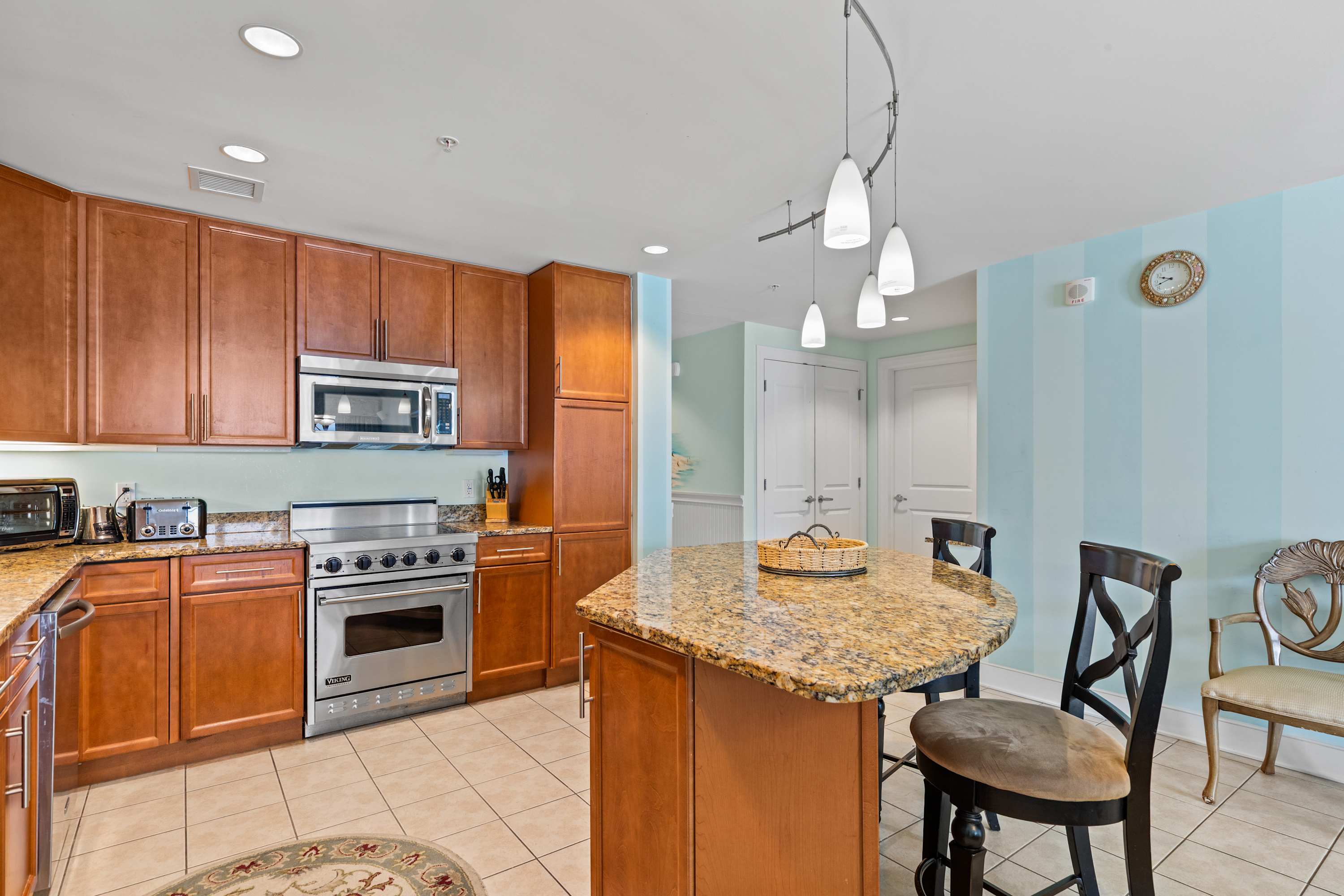 Gateway Grand 612