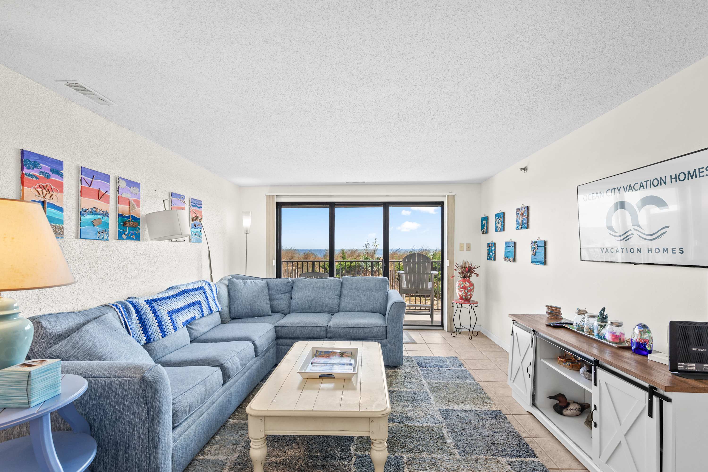 Sandy Square 103