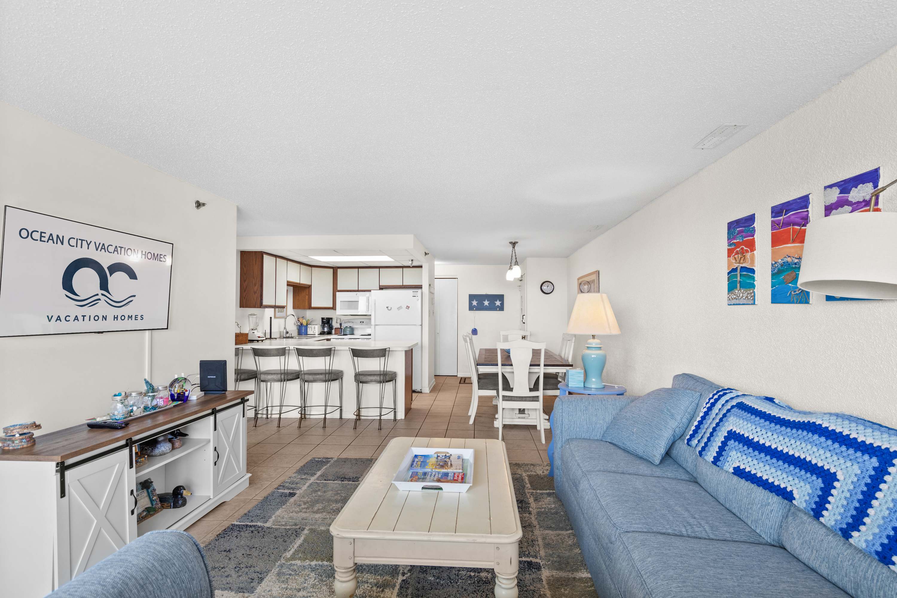 Sandy Square 103