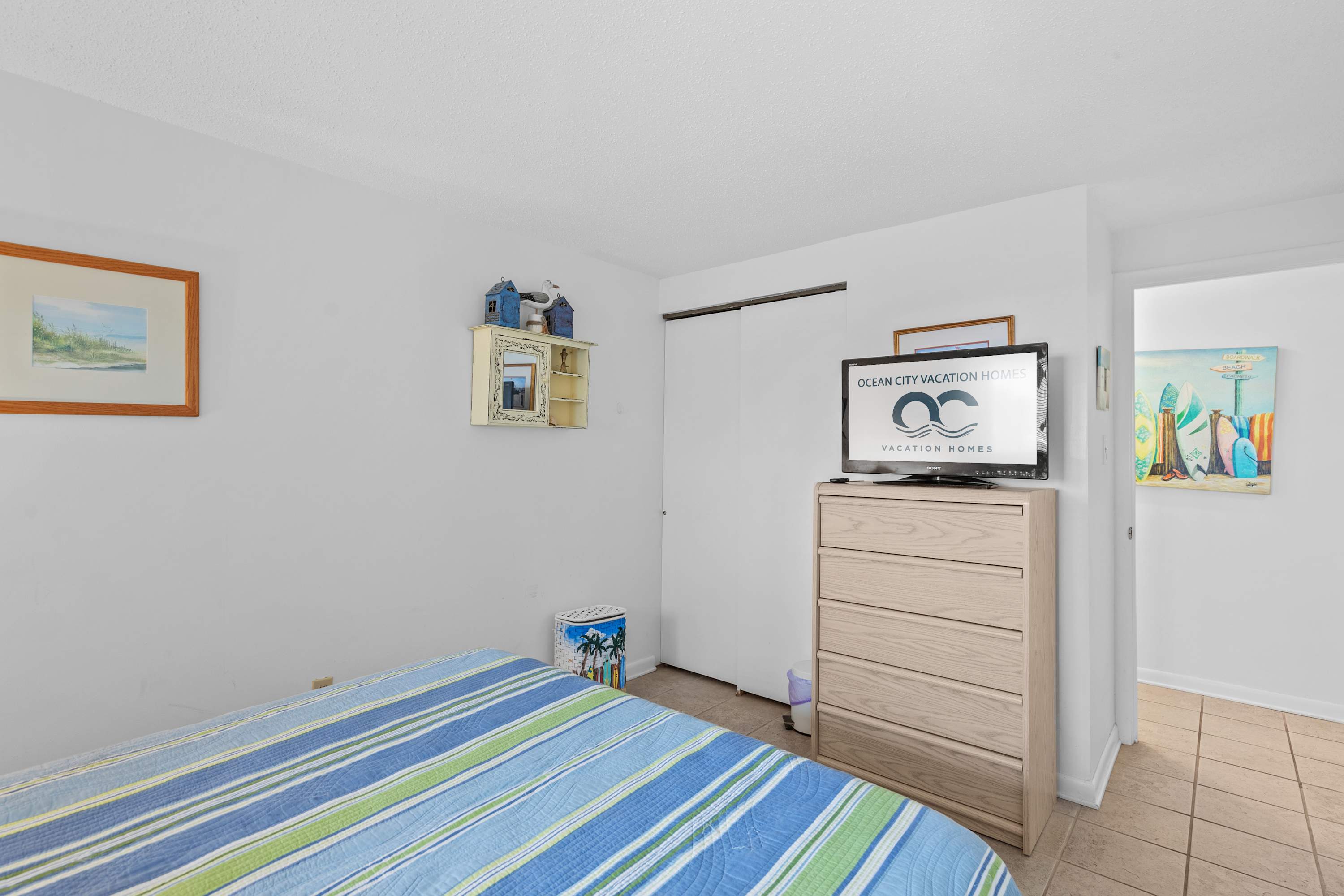 Sandy Square 103