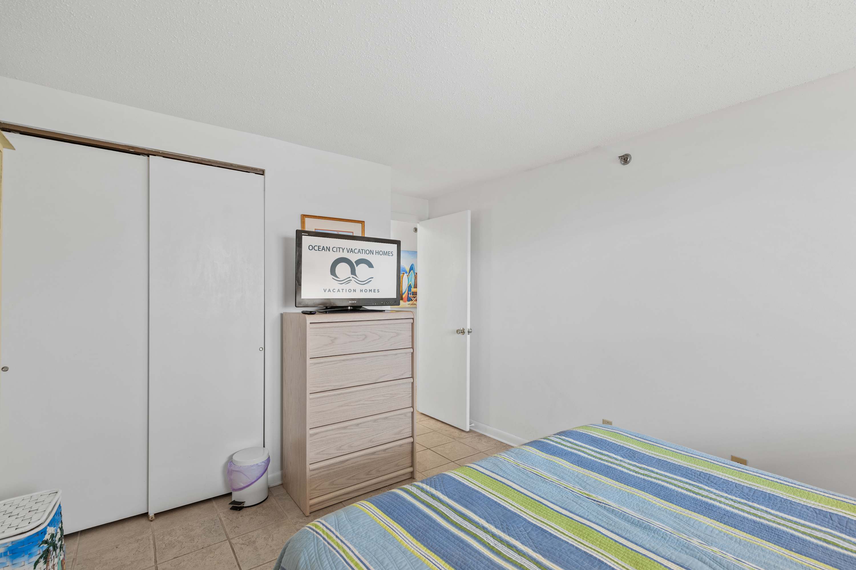 Sandy Square 103
