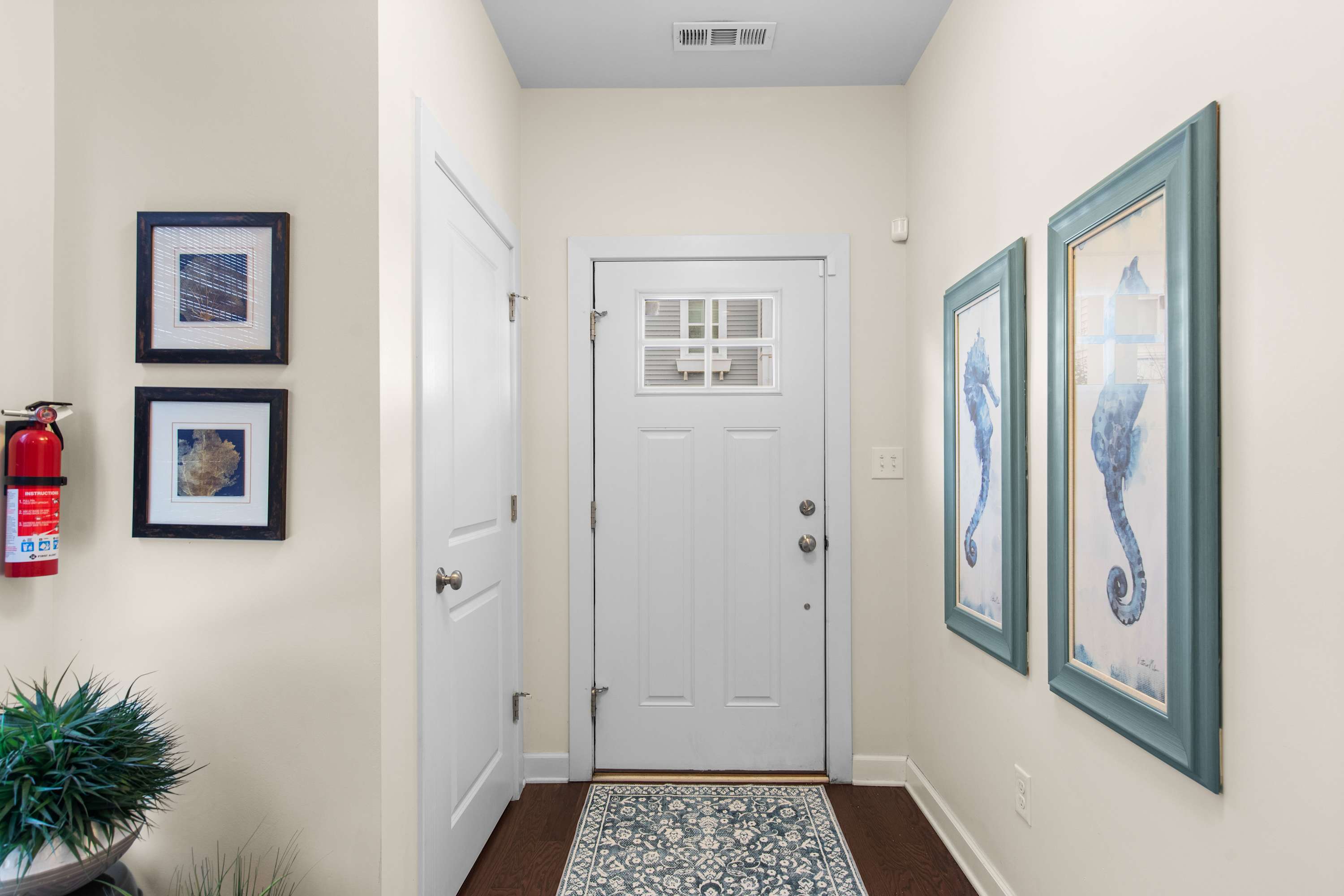 Broad Marsh 110E | Large Family Townhome with Pool