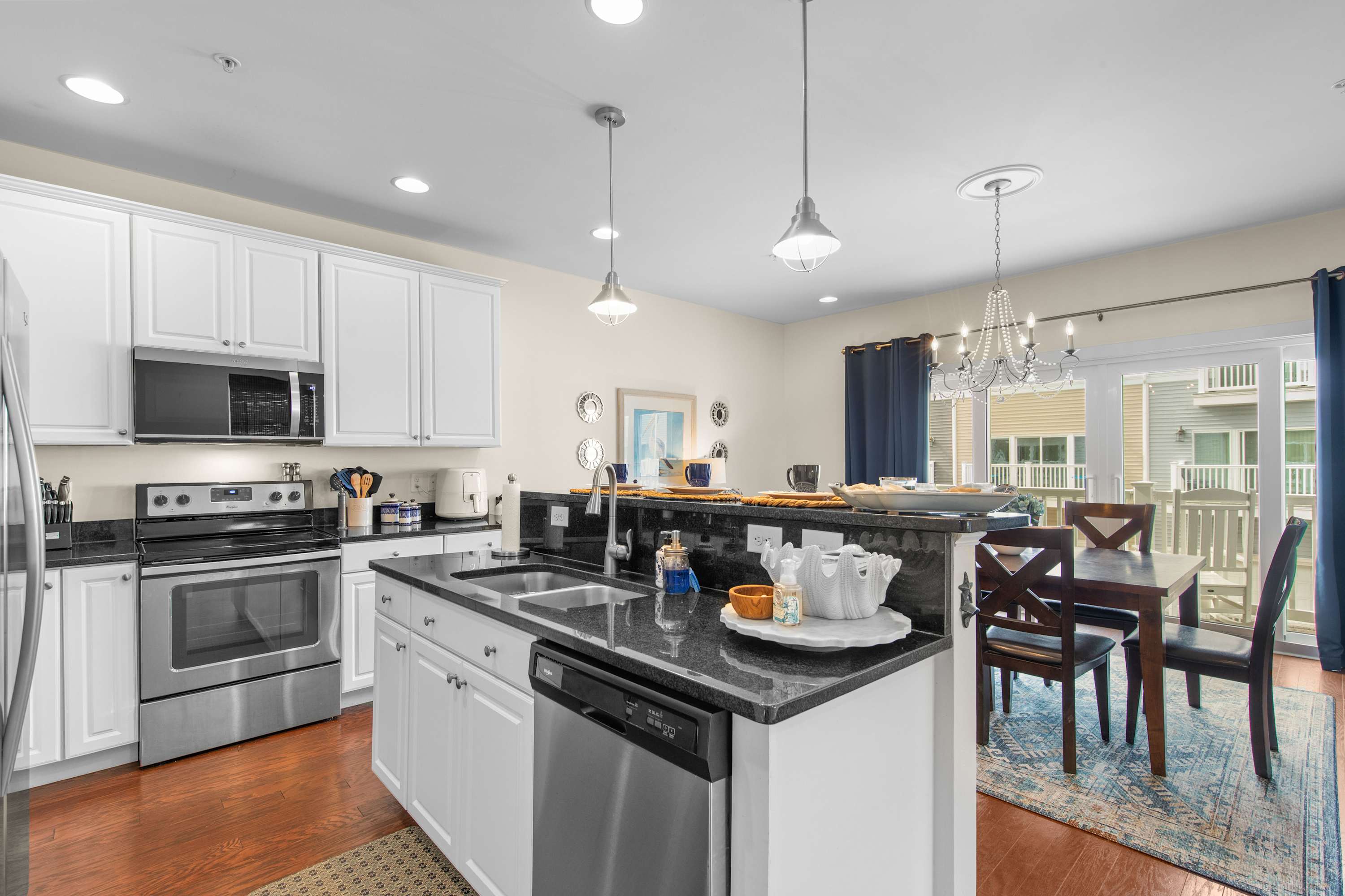Broad Marsh 110E | Large Family Townhome with Pool