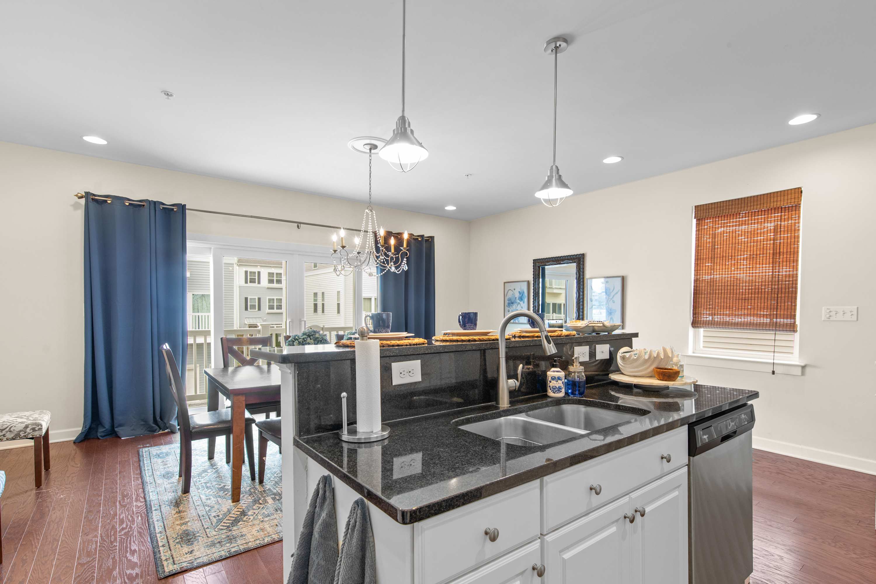 Broad Marsh 110E | Large Family Townhome with Pool