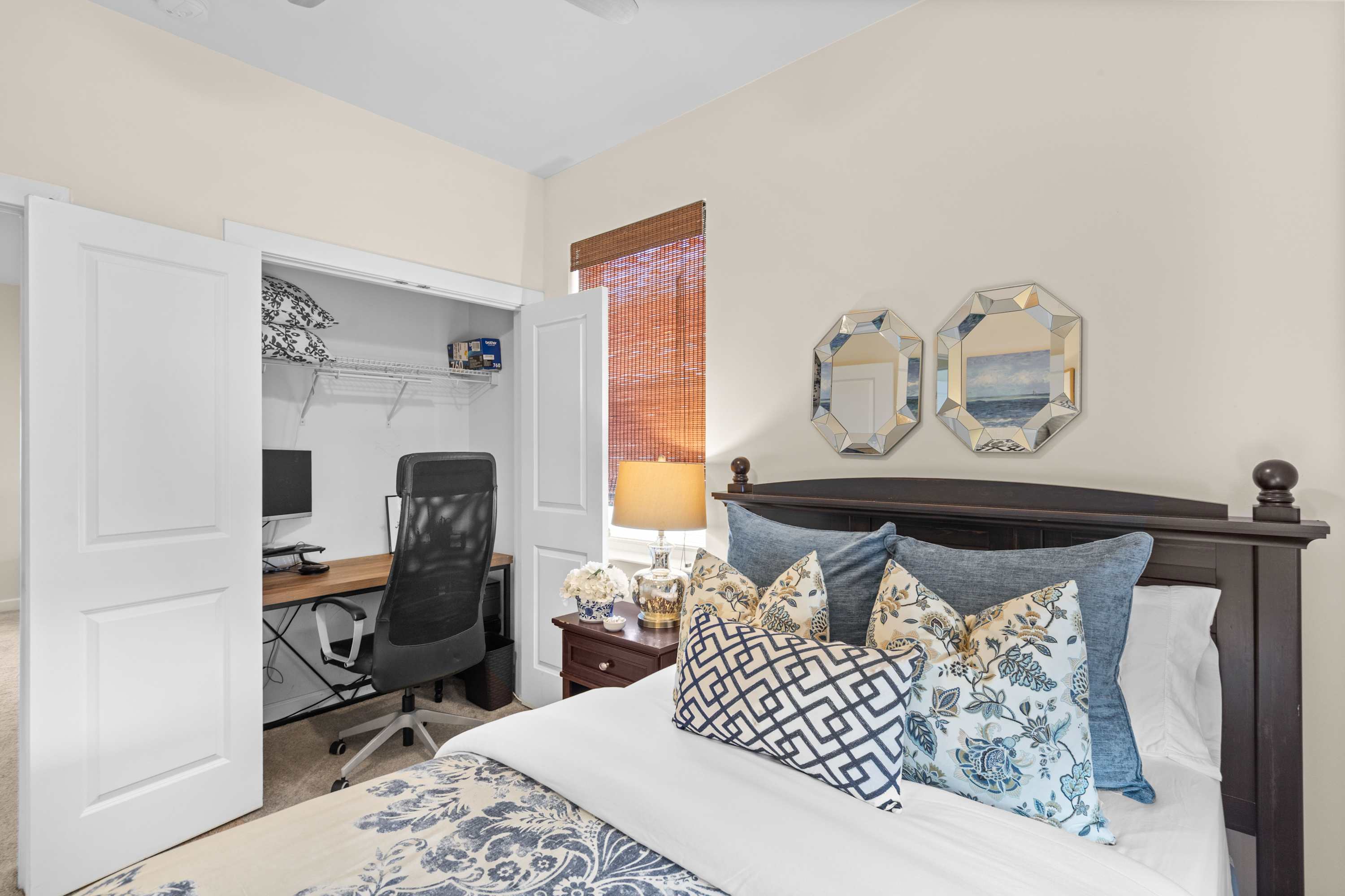 Broad Marsh 110E | Large Family Townhome with Pool