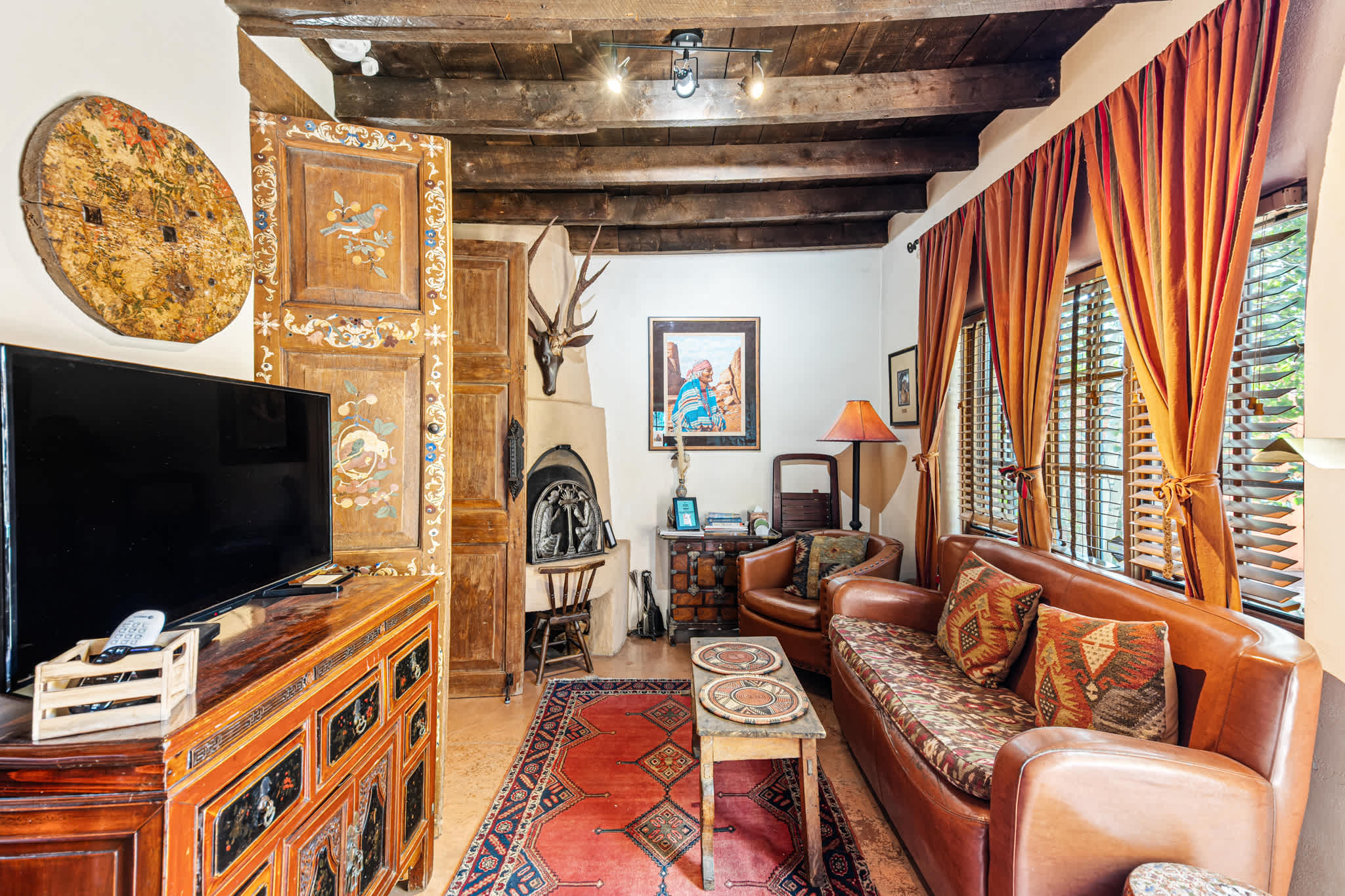 Railyard Adobe, Walk to the Plaza — Santa Fe, NM — vacation rental