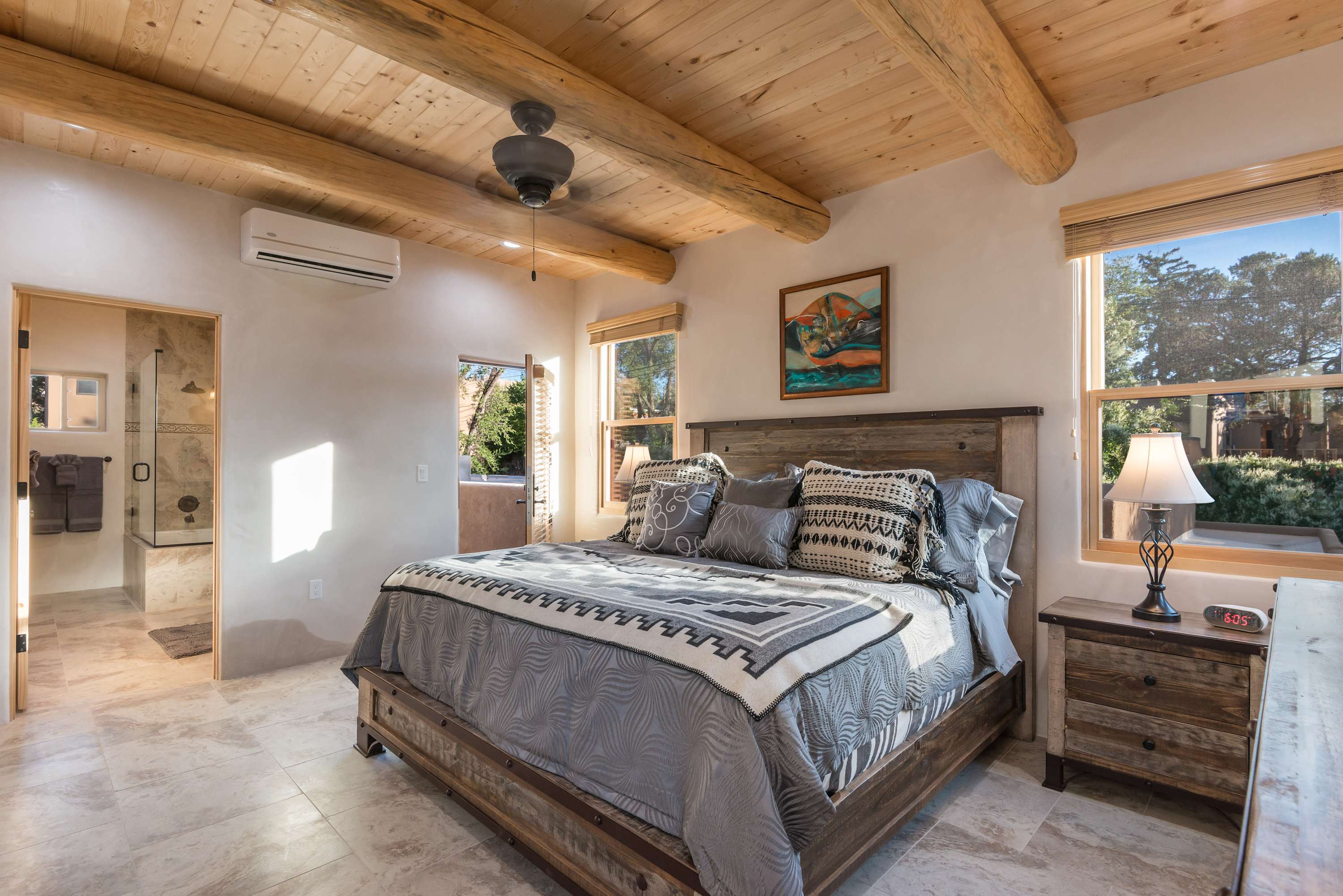 Spacious Family Home, Walk to Plaza and Fort Marcy — Santa Fe, NM — vacation rental