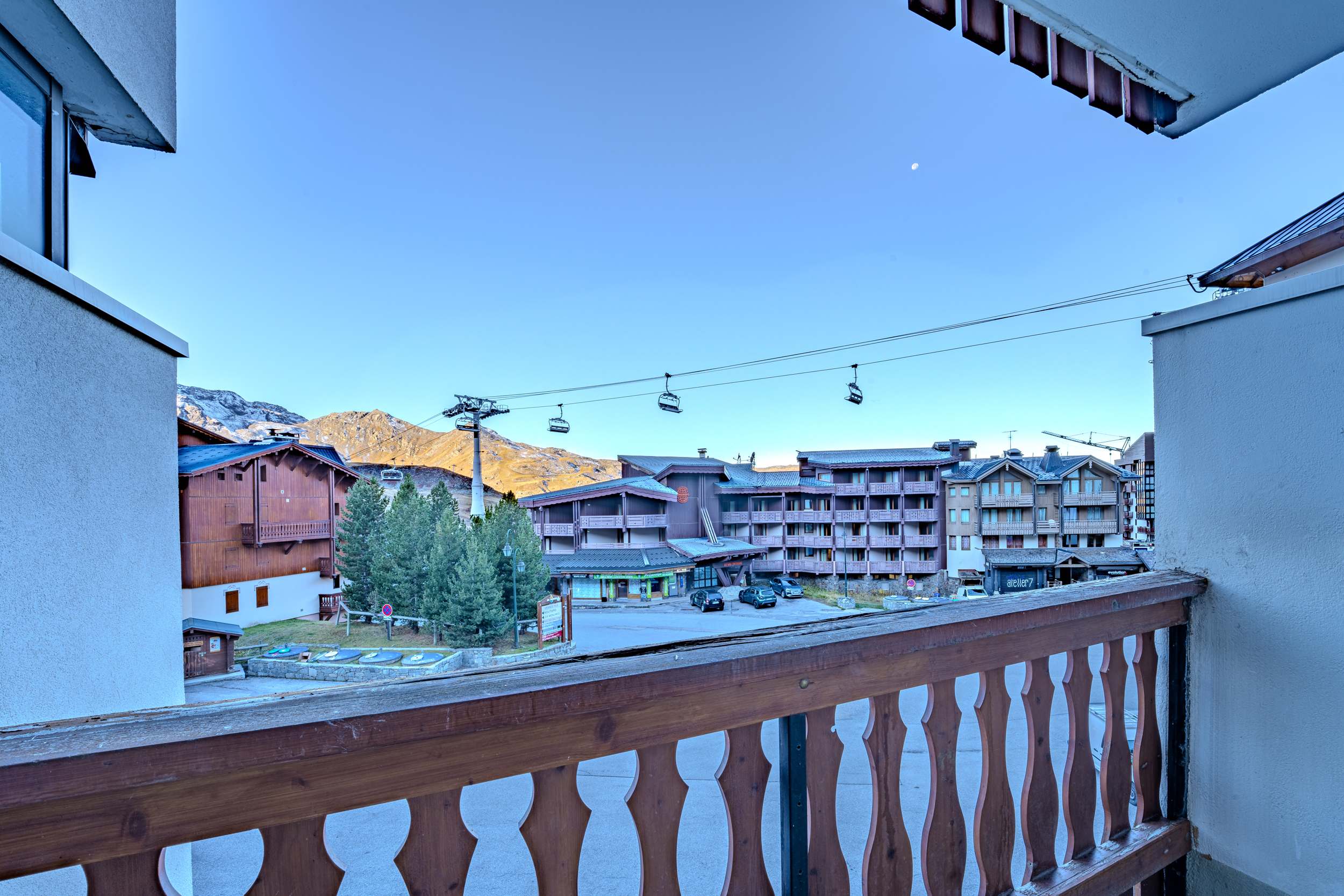 View 2
