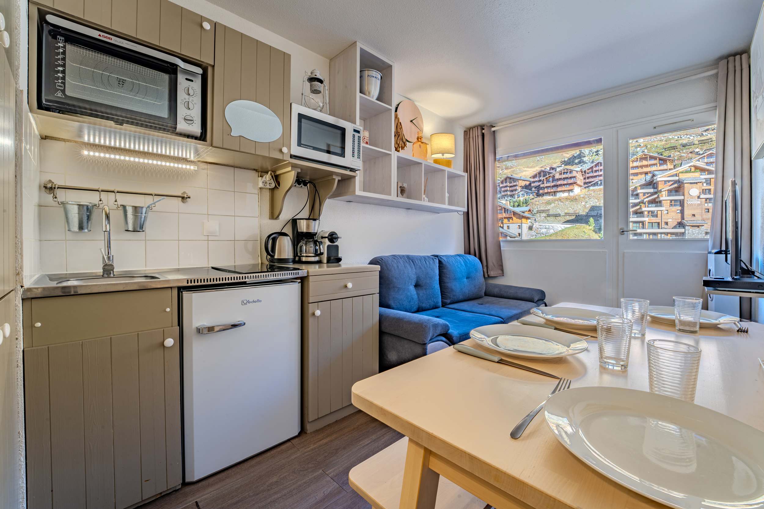 Stay with Balcony & Slope Access — Val Thorens, Auvergne-Rhône-Alpes — vacation rental