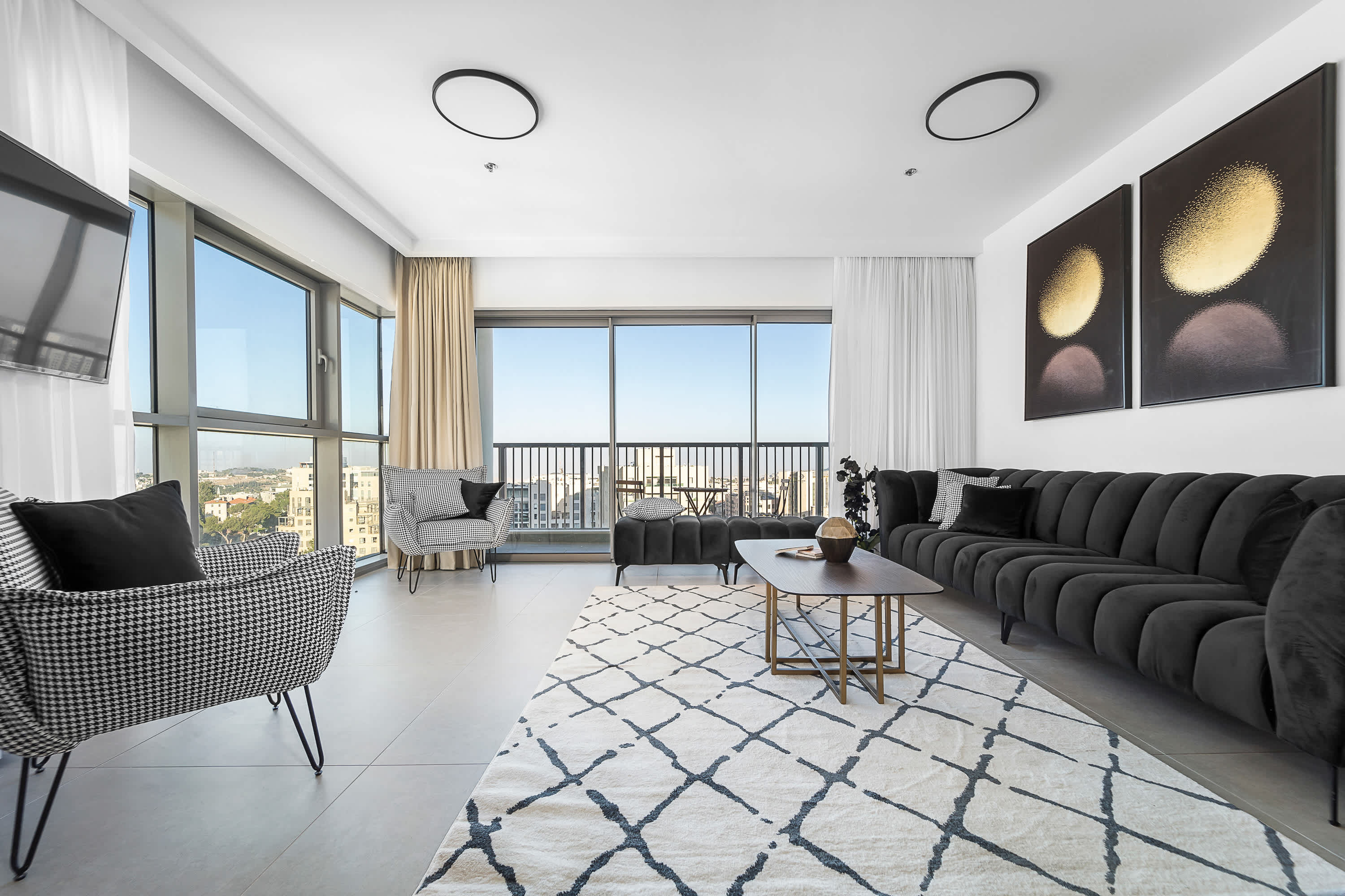 Captivating 2Bdr Getaway with Unparalleled Views of the Old City photo 67