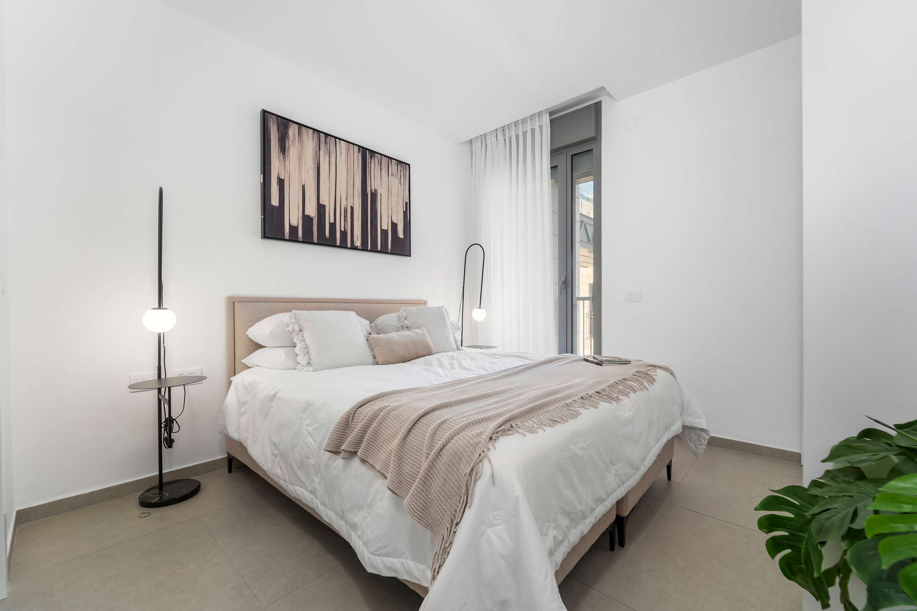 Captivating 2Bdr Getaway with Unparalleled Views of the Old City photo 91