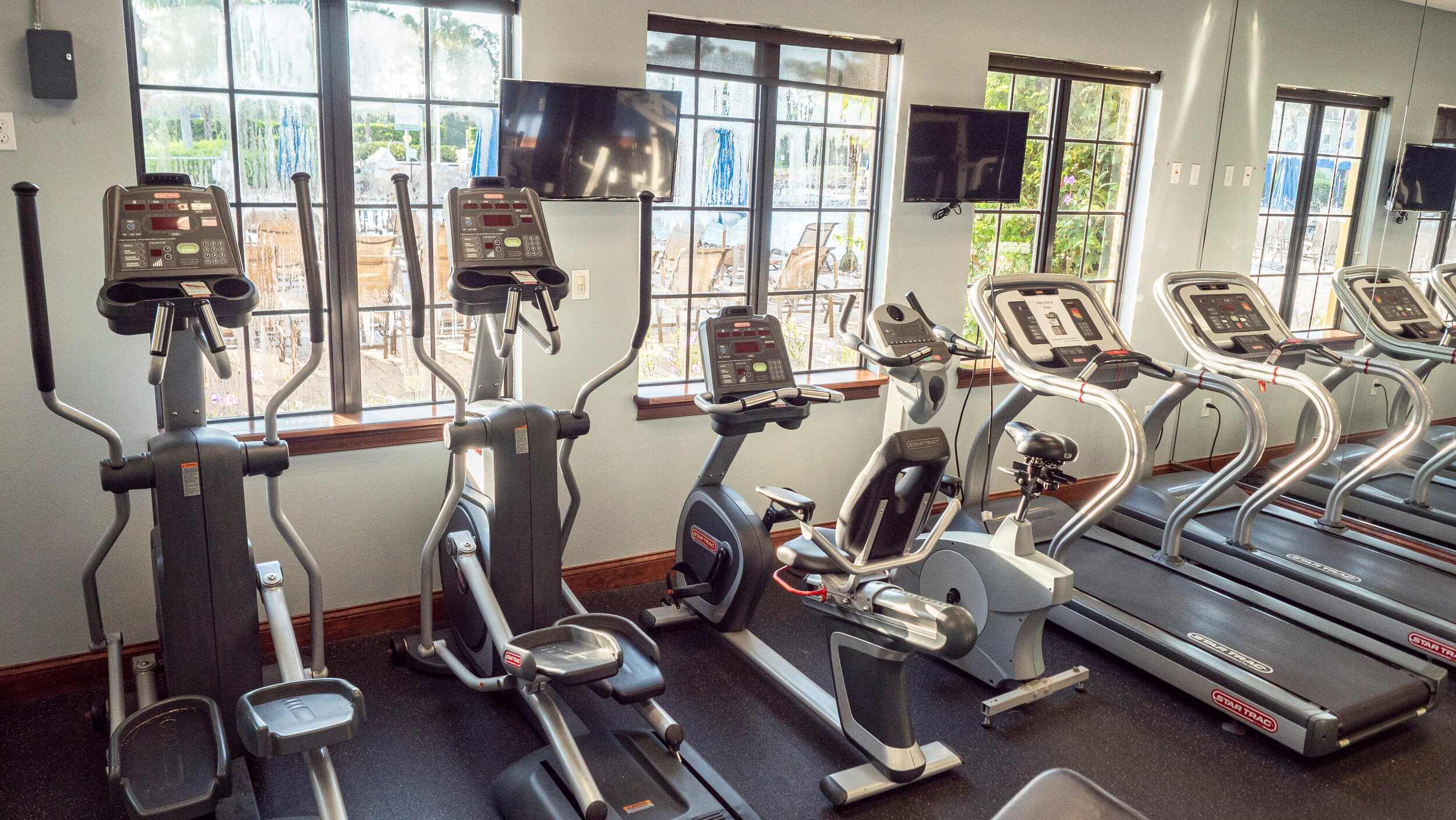 Keep up your routine in the fully equipped gym with modern cardio and strength machines.