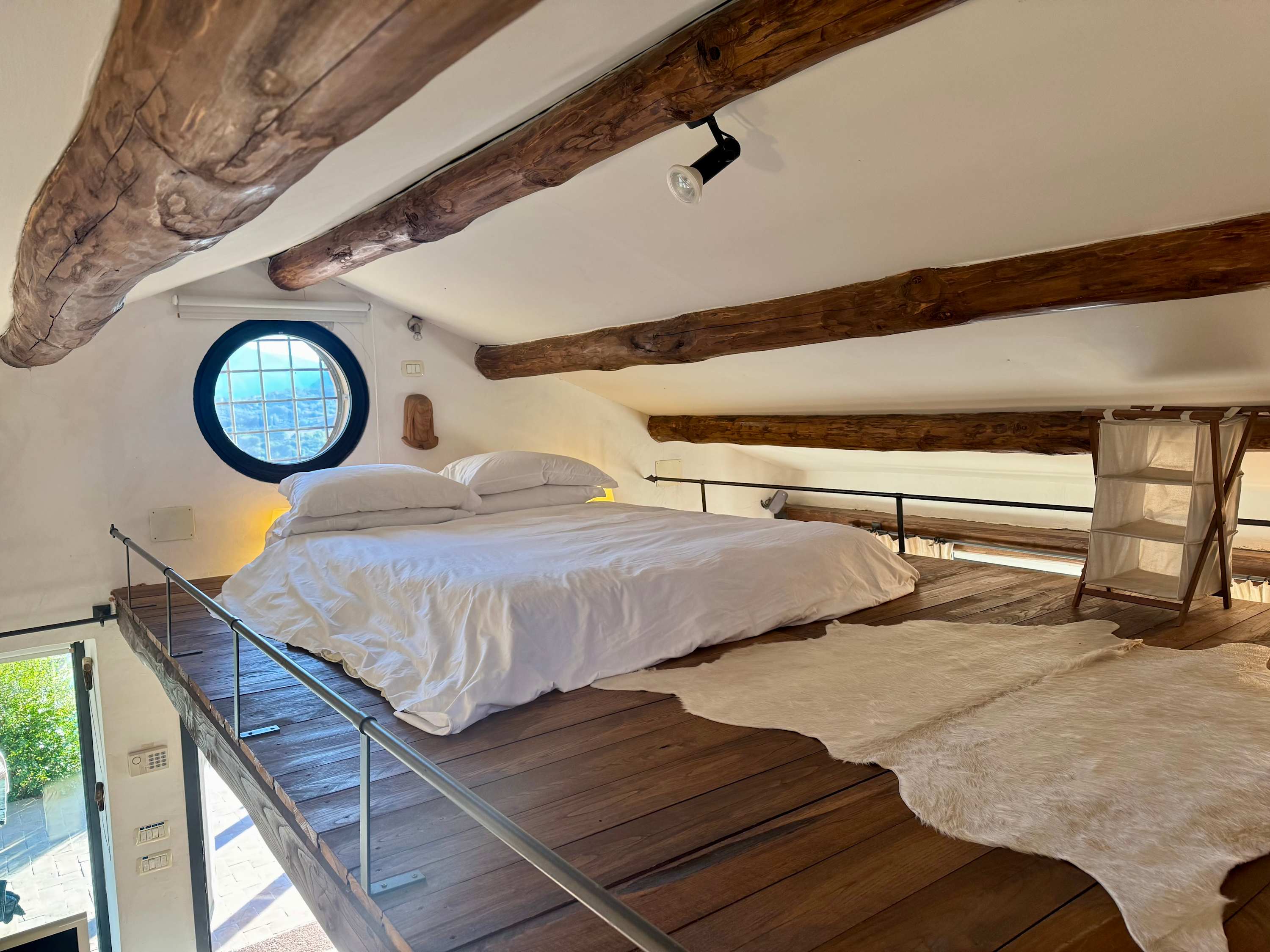 Property thumbnail 11