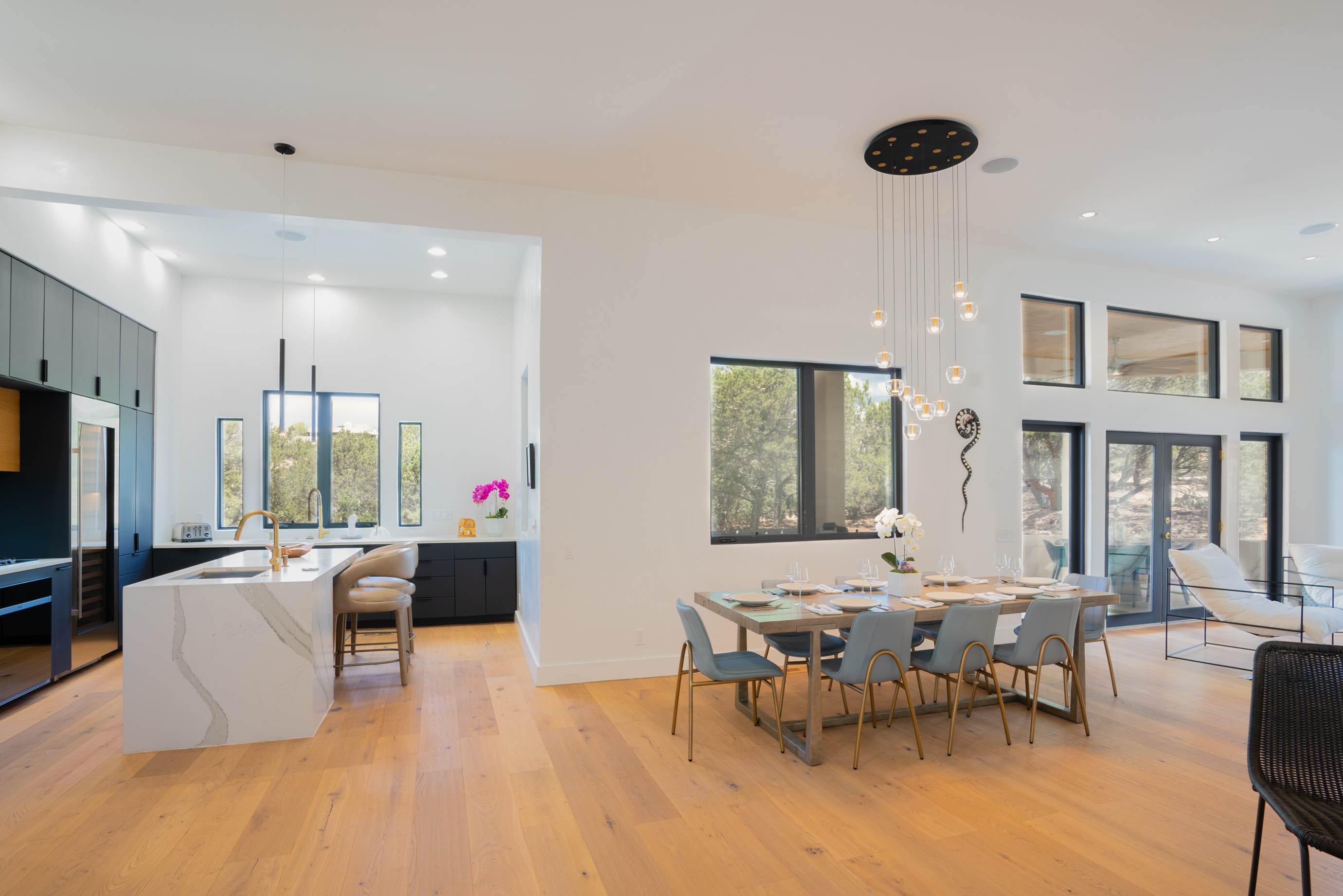 Stunning Modern Home, Hot Tub, Outdoor Fire Pit — Santa Fe, NM — vacation rental