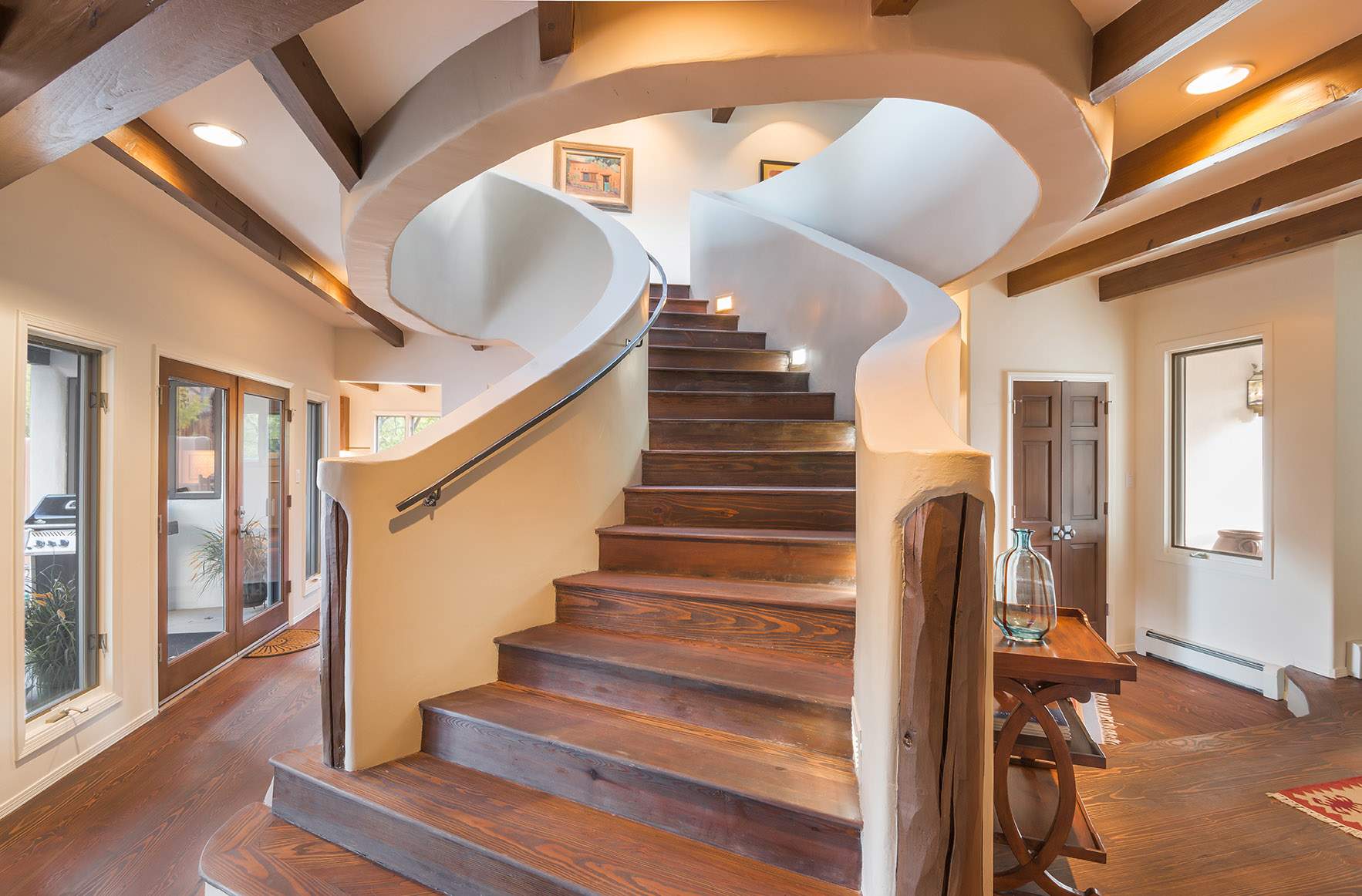 Luxury Home, Perfect Location, Flexible Layout — Santa Fe, NM — vacation rental