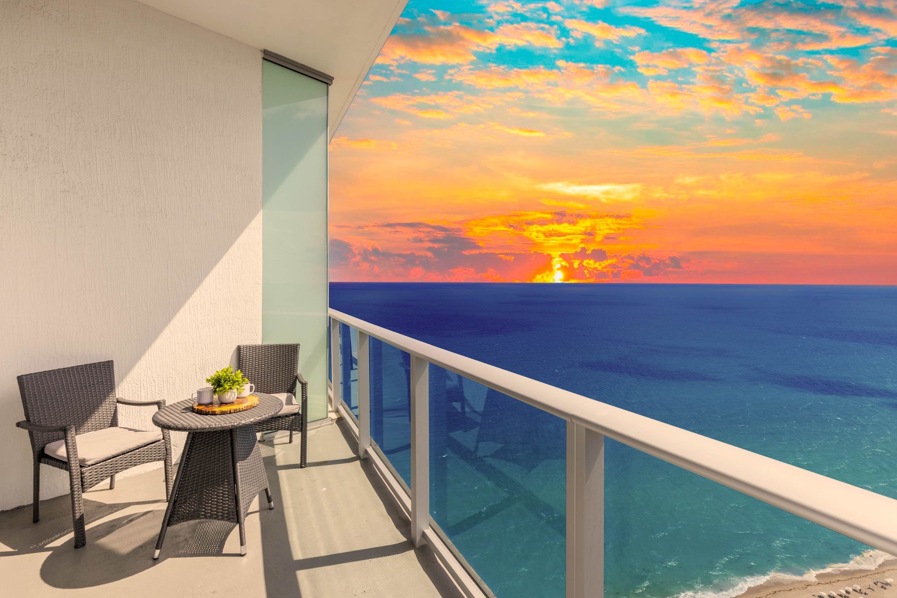 2BR Ocean View Balcony & Pool — Hollywood, FL — vacation rental