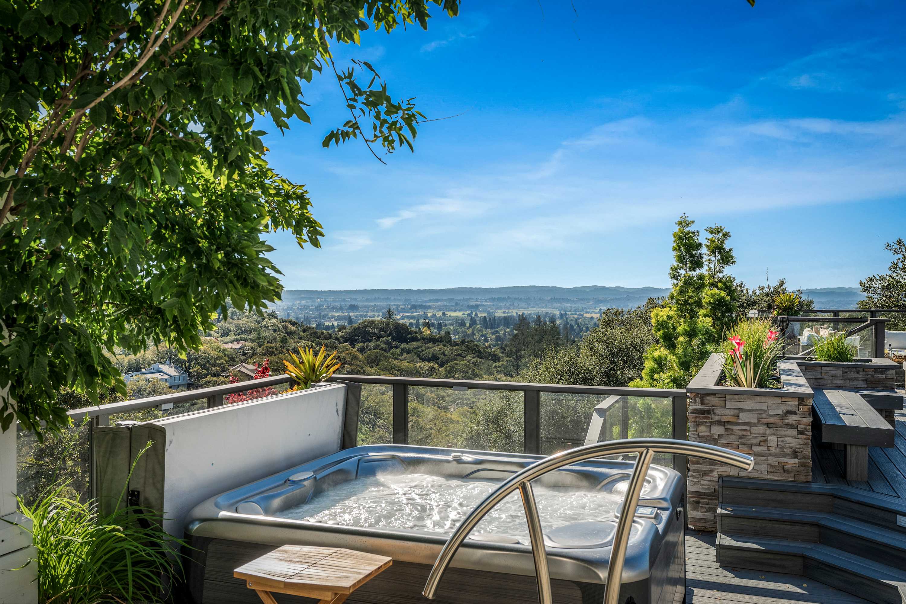 The Overlook by Sonoma Stays – Modern Luxe Retreat 3