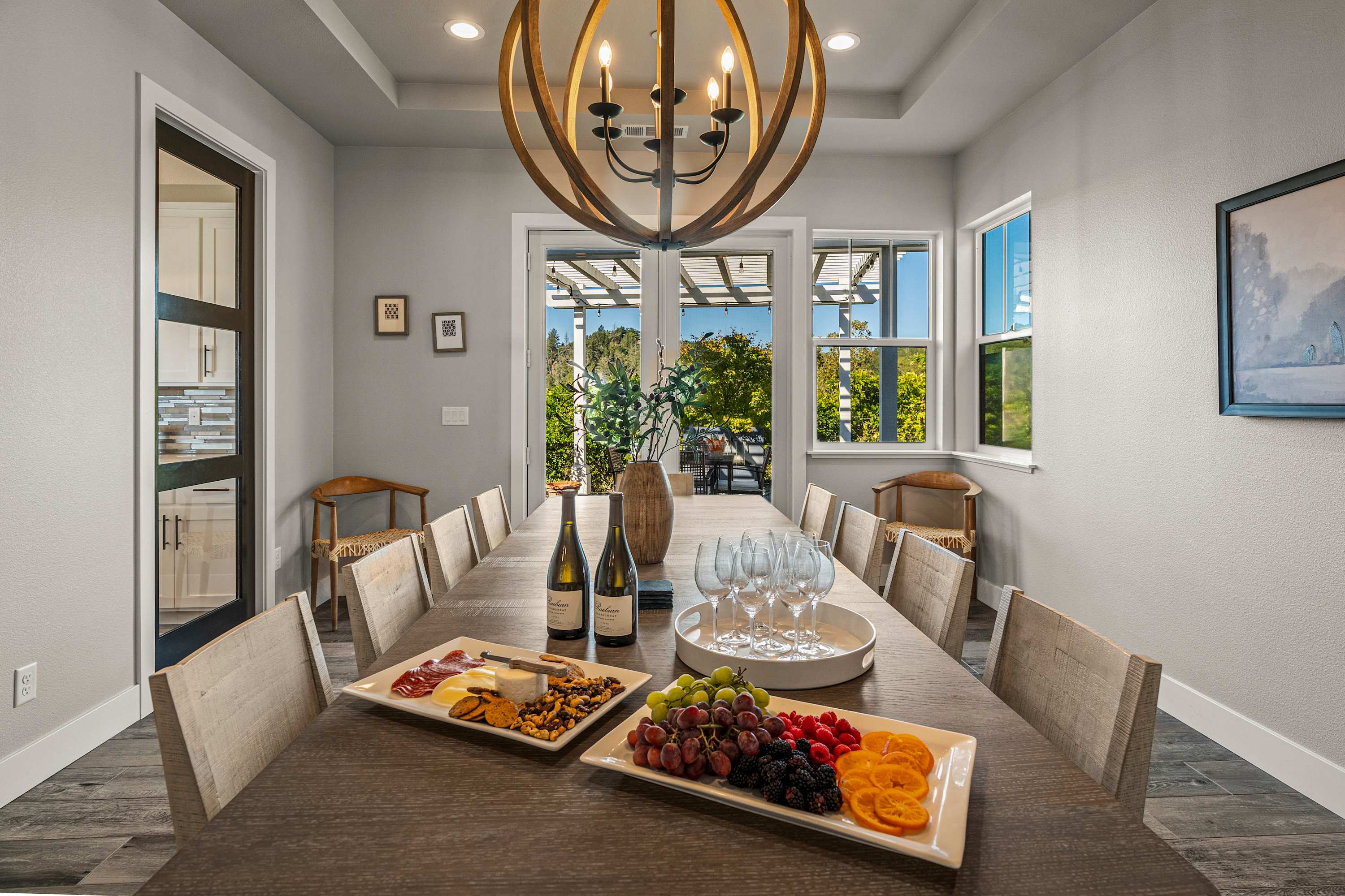 The Overlook by Sonoma Stays – Modern Luxe Retreat 4
