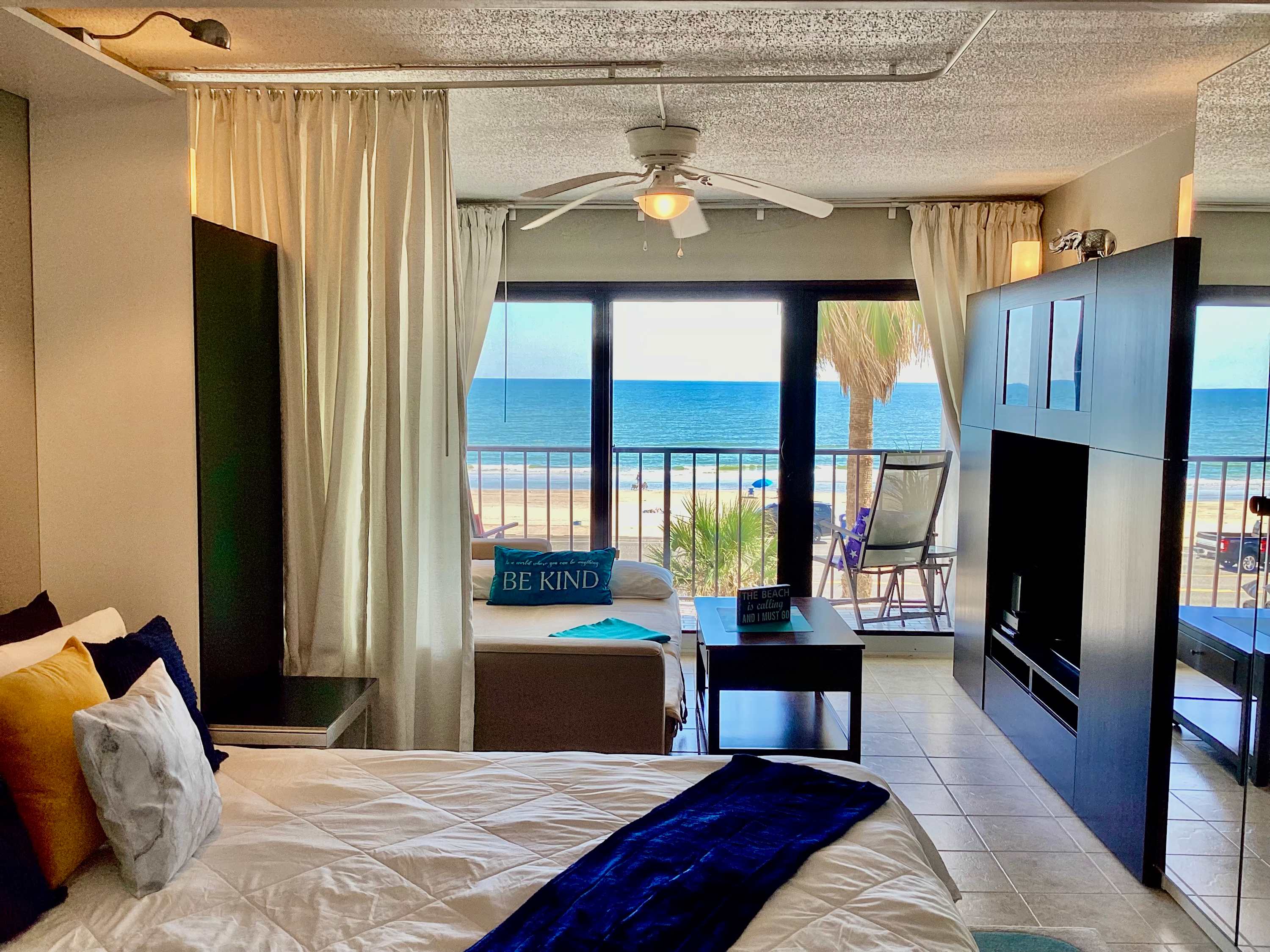 Shoreline Studio, Condo for 4 3