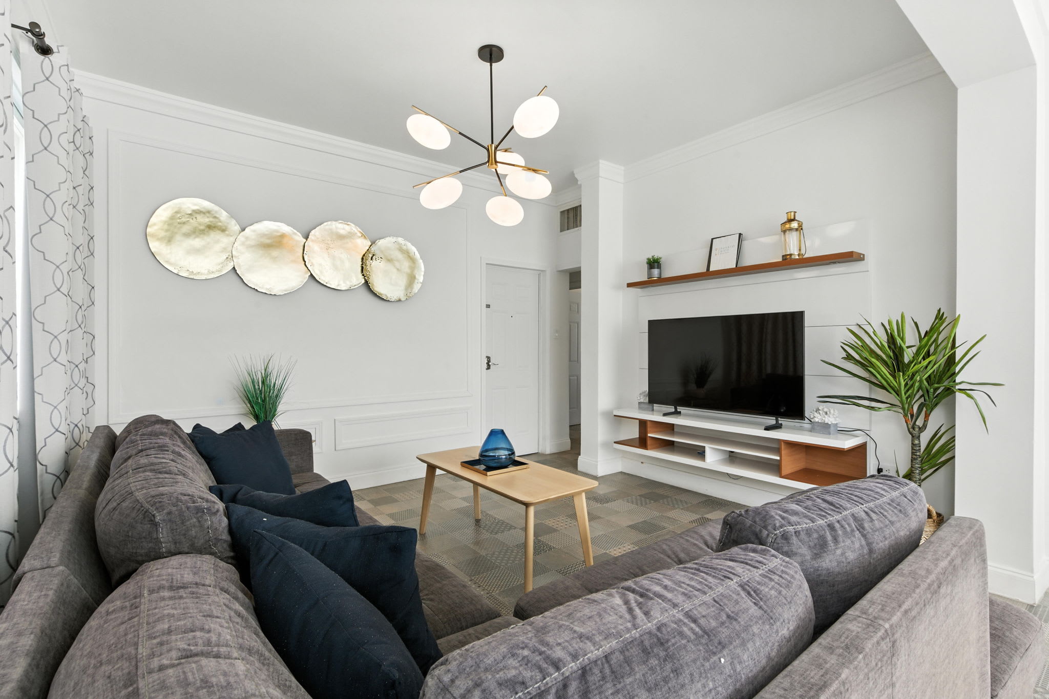 Stylish 4BR | Near La Placita & Condado Beach