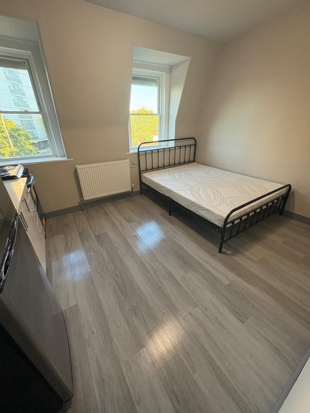 #42.6 St. Catharine's 2-bedroom Hotel-Apartment