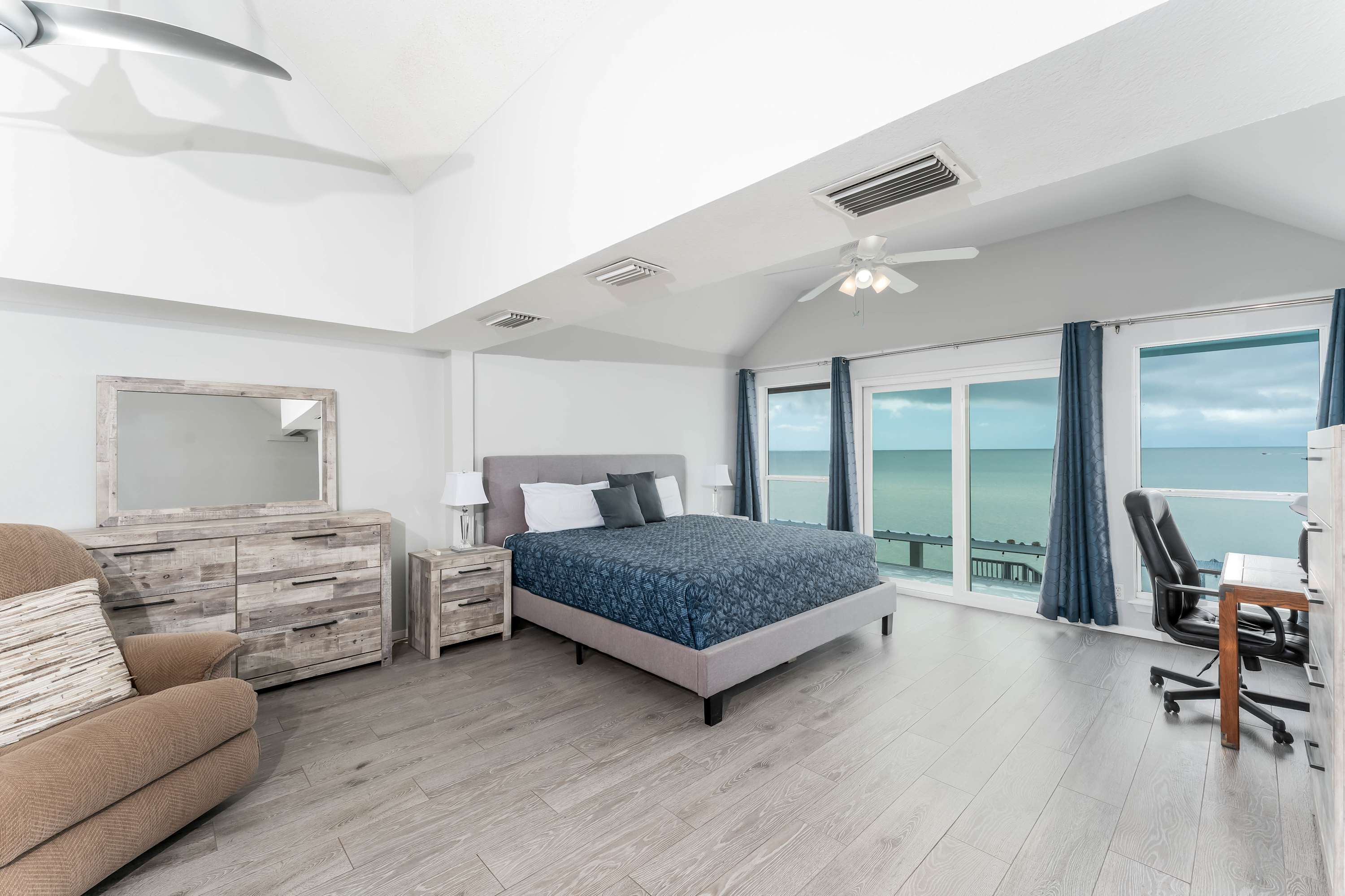 Bayside Waterfront Home with Private Patio