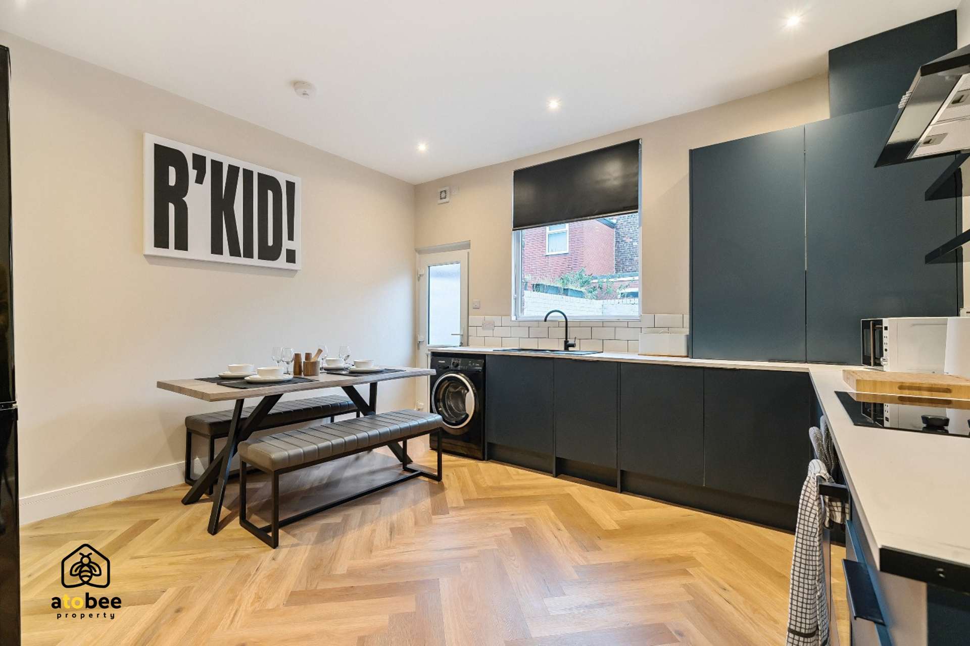 Stylish Home in Manchester - Free Parking in Dulgar Street M11 2BU - Property image 20 - VivreStays